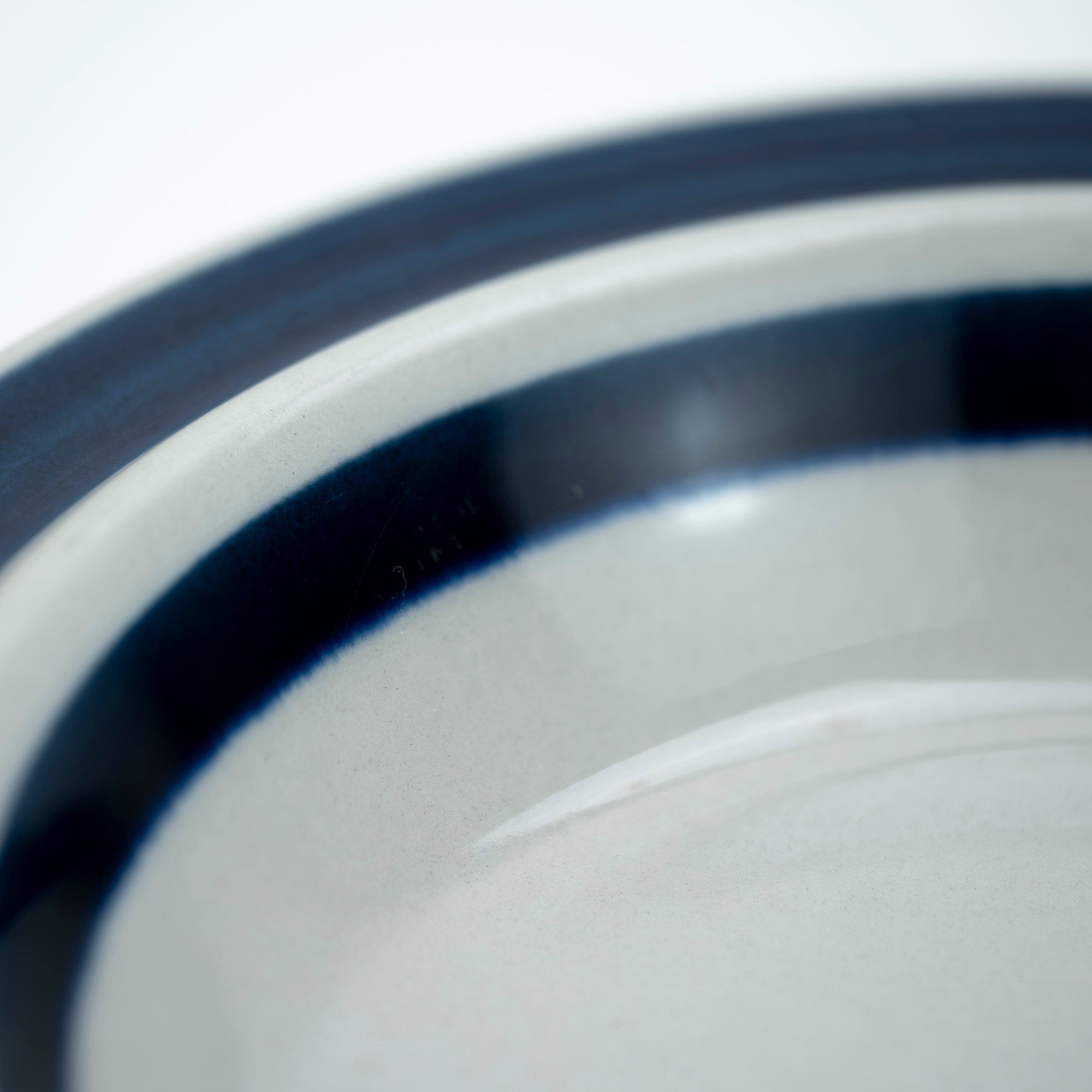 Arabia Anemone Soup Plate by Ulla Procoppe, Nordic Vintage