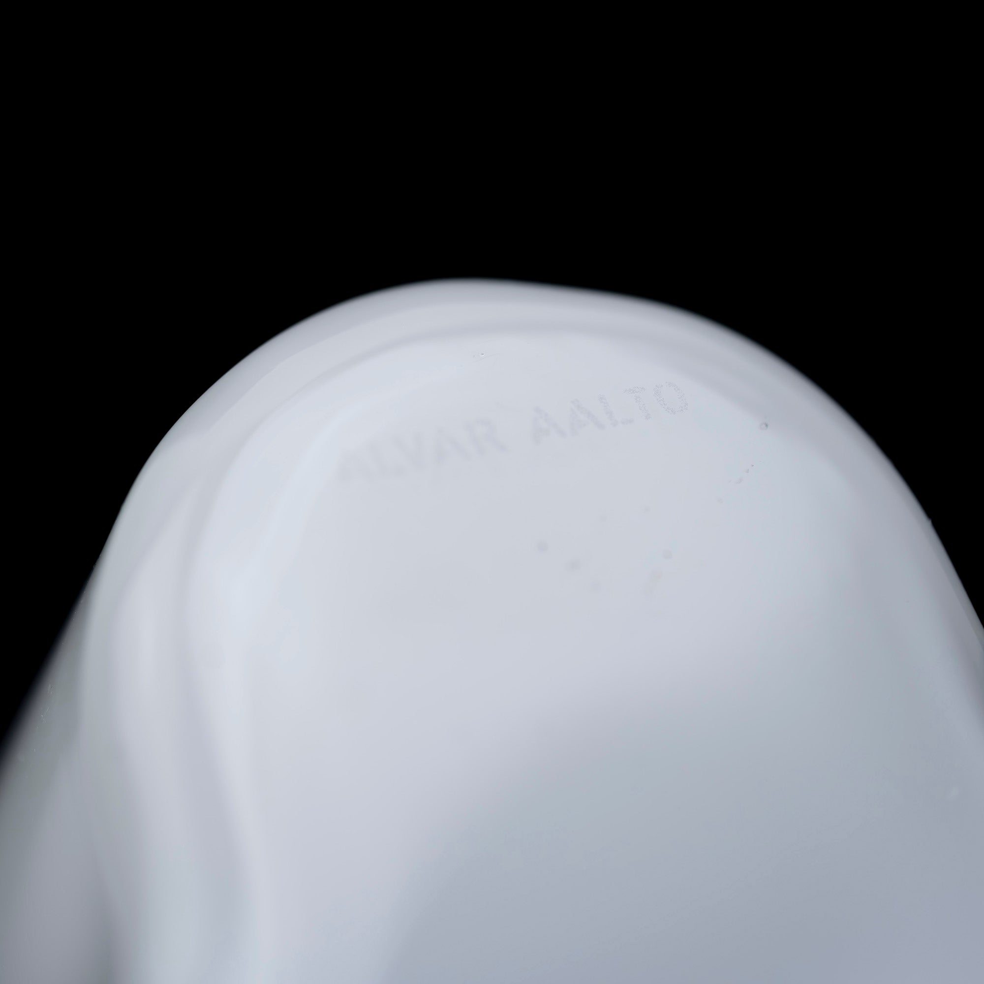Iittala Alvar Aalto Flower Vase White 9.5cm Good Condition