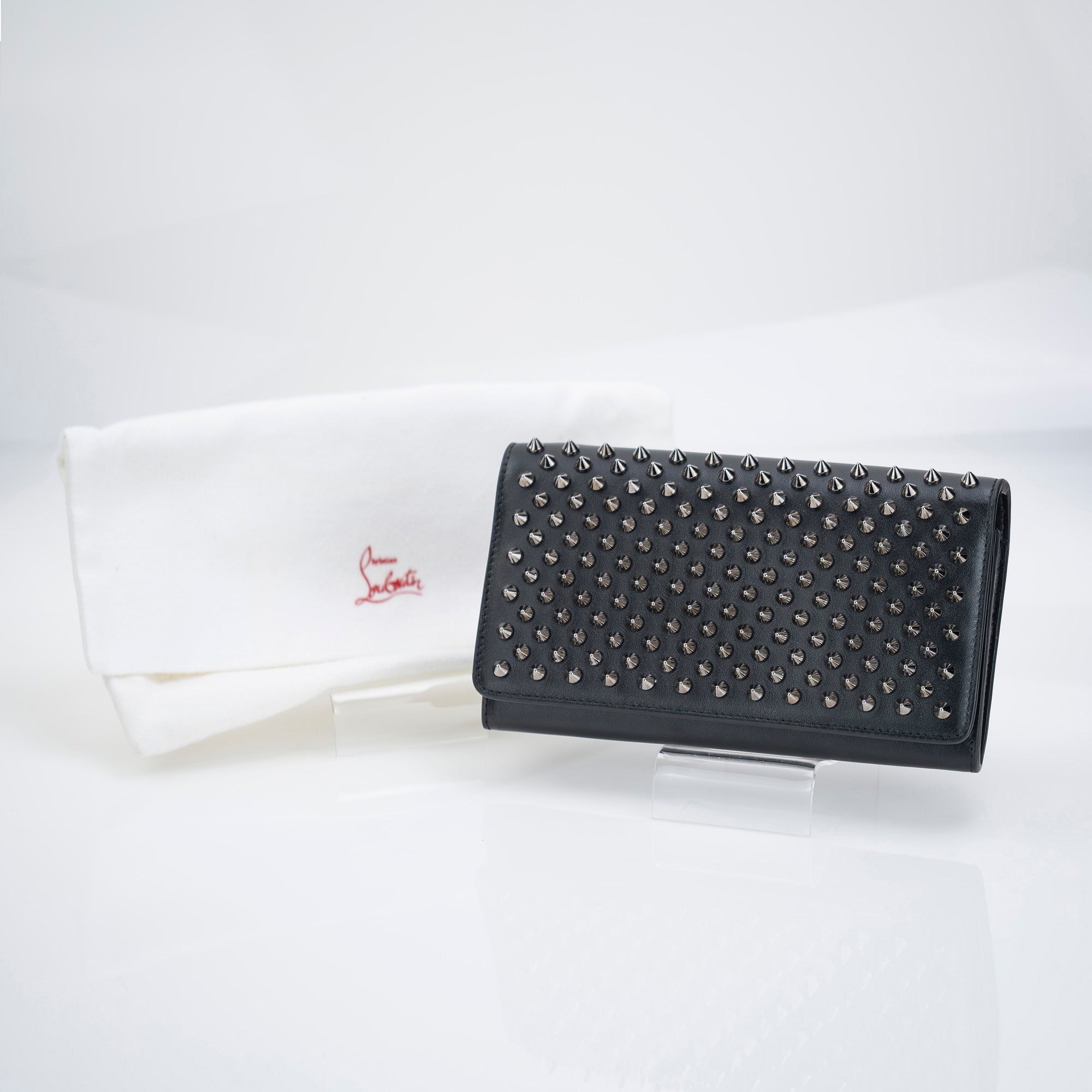 クリスチャンルブタン Christian Louboutin マカロン スパイクスタッズウォレット ストラップ付長財布 美品