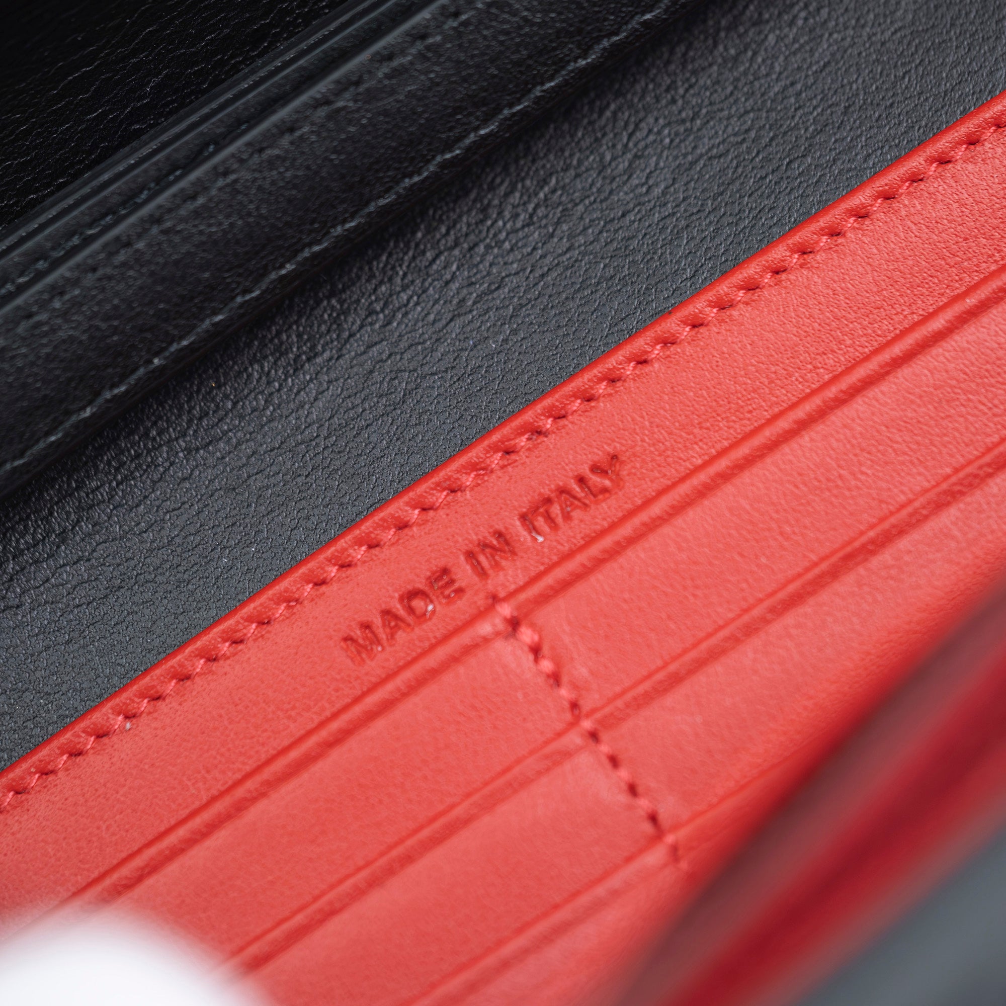 クリスチャンルブタン Christian Louboutin マカロン スパイクスタッズウォレット ストラップ付長財布 美品