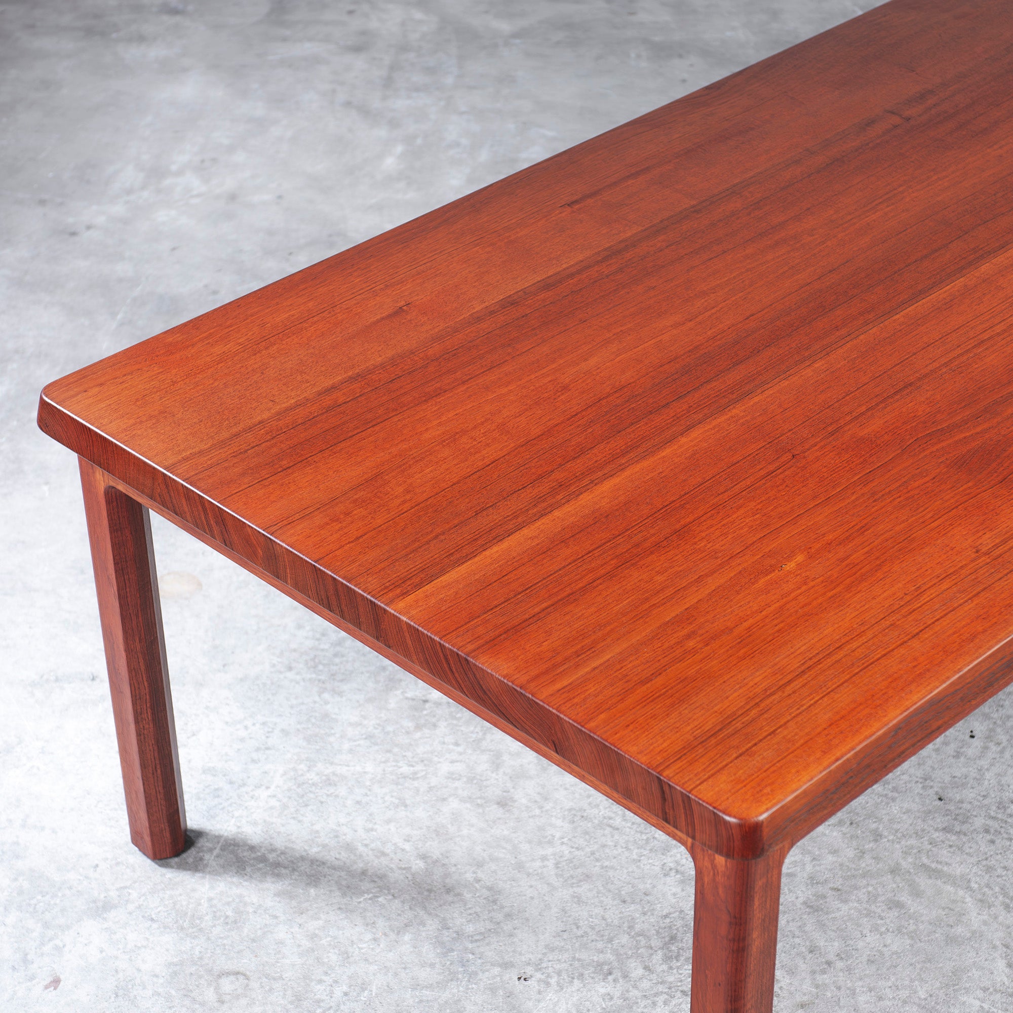 Dining table Japanese vintage Teak solid wood w198 Nordic vintage Japanese modern Japanese modern Store fixtures