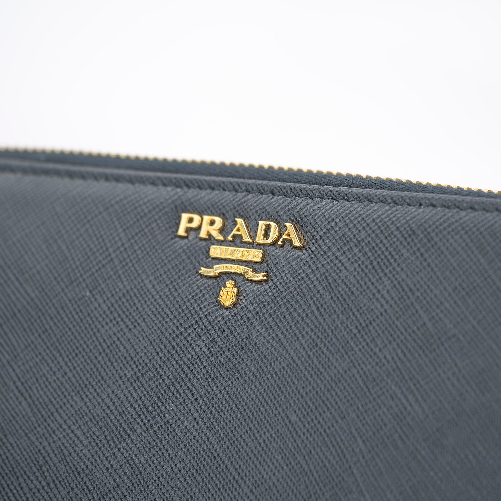 PRADA SAFFIANO zip-around long wallet, black, in good condition