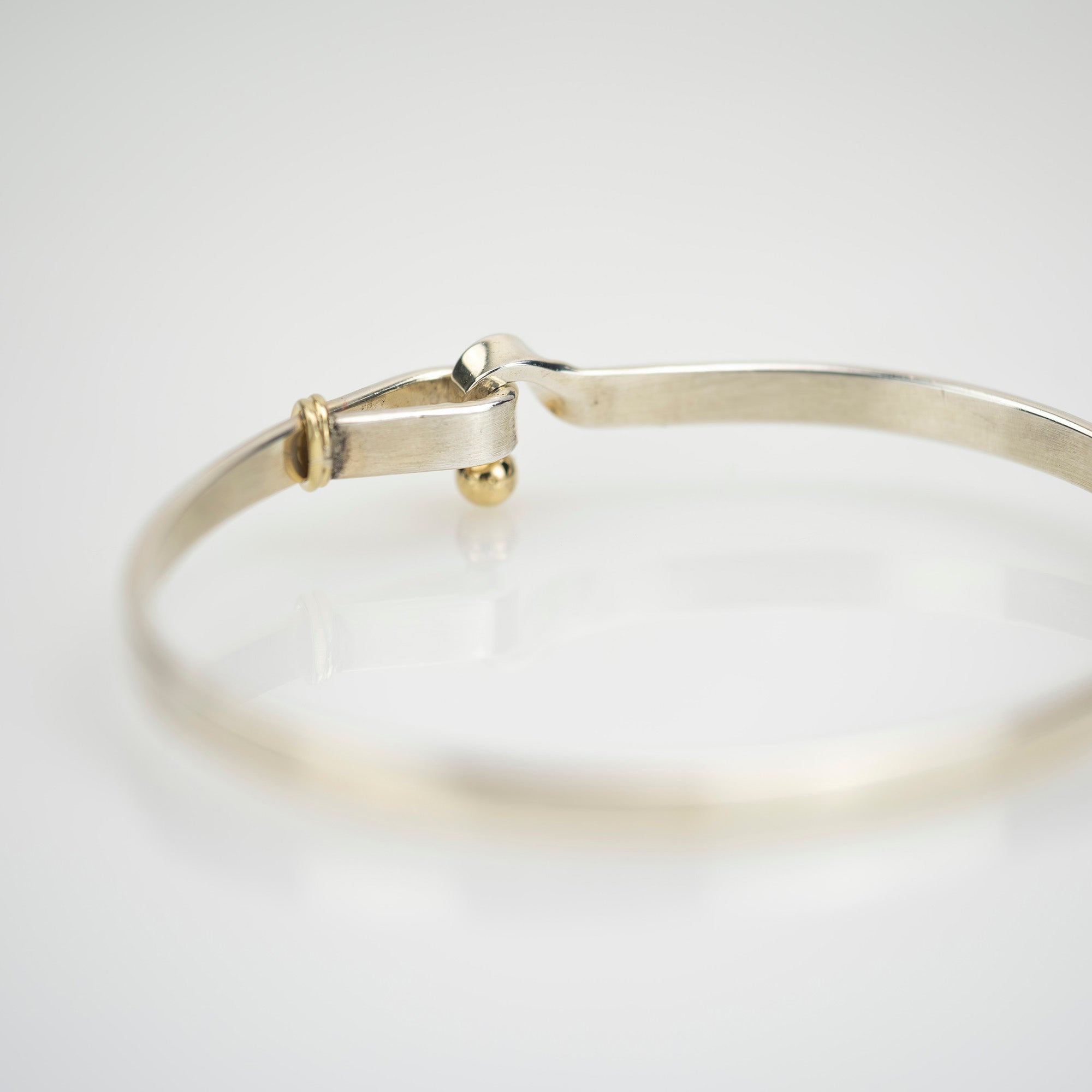 Tiffany & Co. Hook & Eye Bangle Bracelet Accessory Silver 925 K18 12.6g