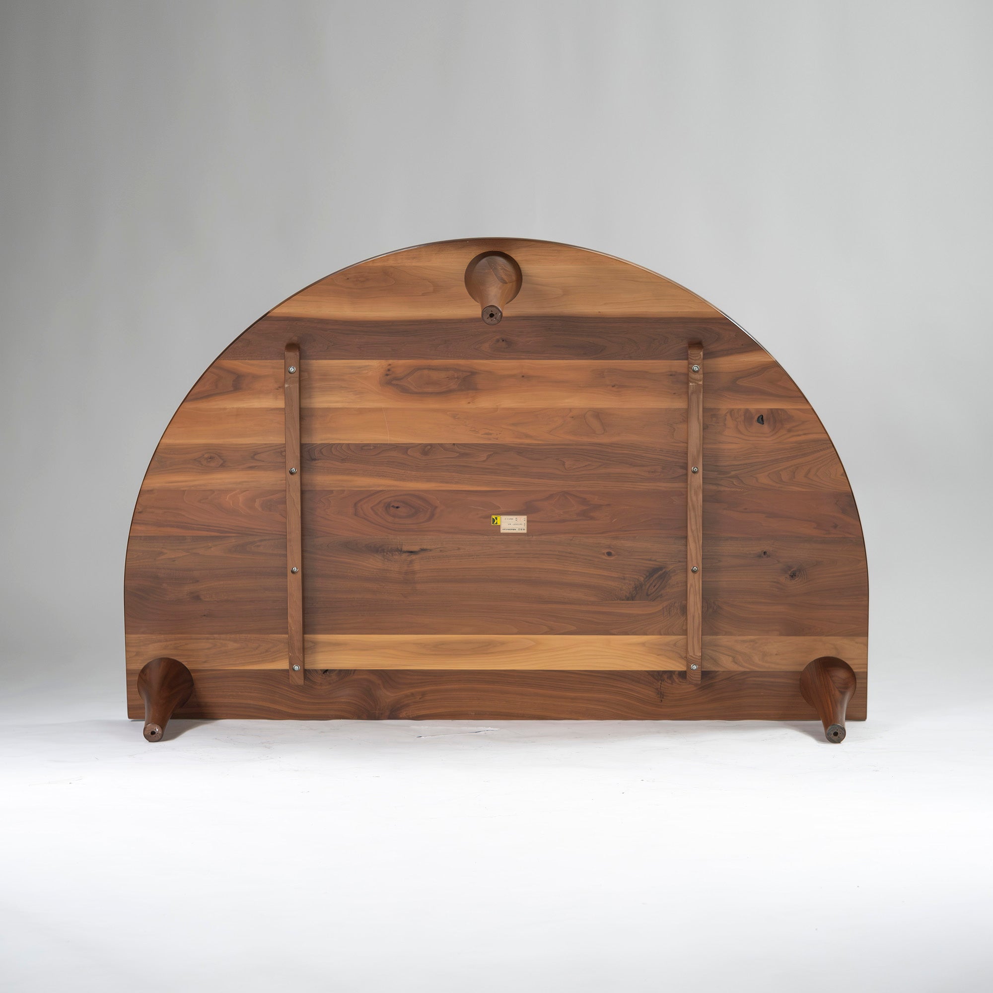 Center table Hida Sangyo Mori no Kotoba Walnut Semicircular living table w150 Solid walnut Japanese modern Old house Woodpecker