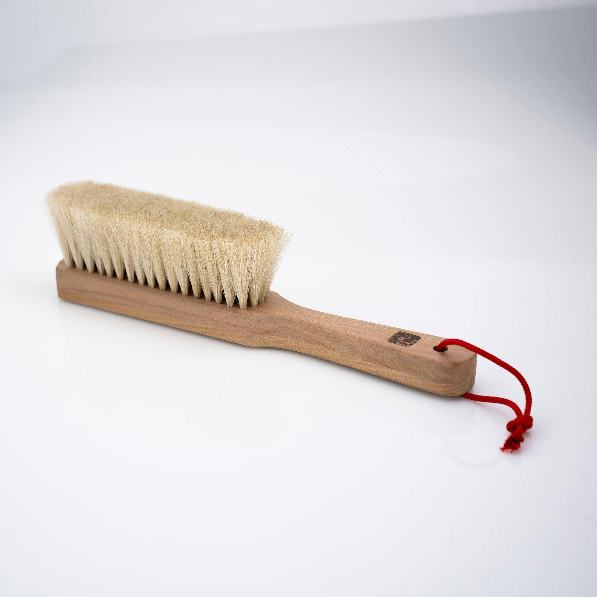 UNO BRUSH, Tokyo Kototoibashi, clothes brush, slim handle type, hand-planted brush, cashmere brush, horsehair, good condition