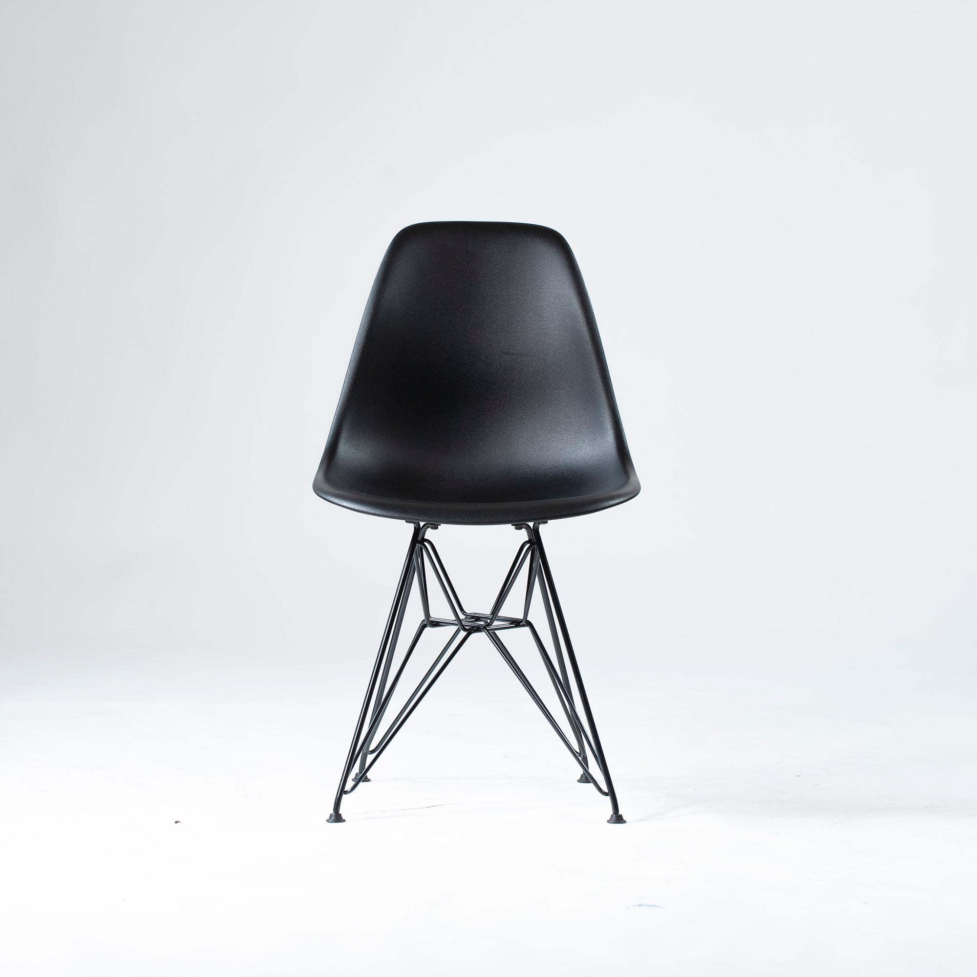 Dining Chair Herman Miller Eames Plastic Side Shell Chair, Wire Base, Black, DSR