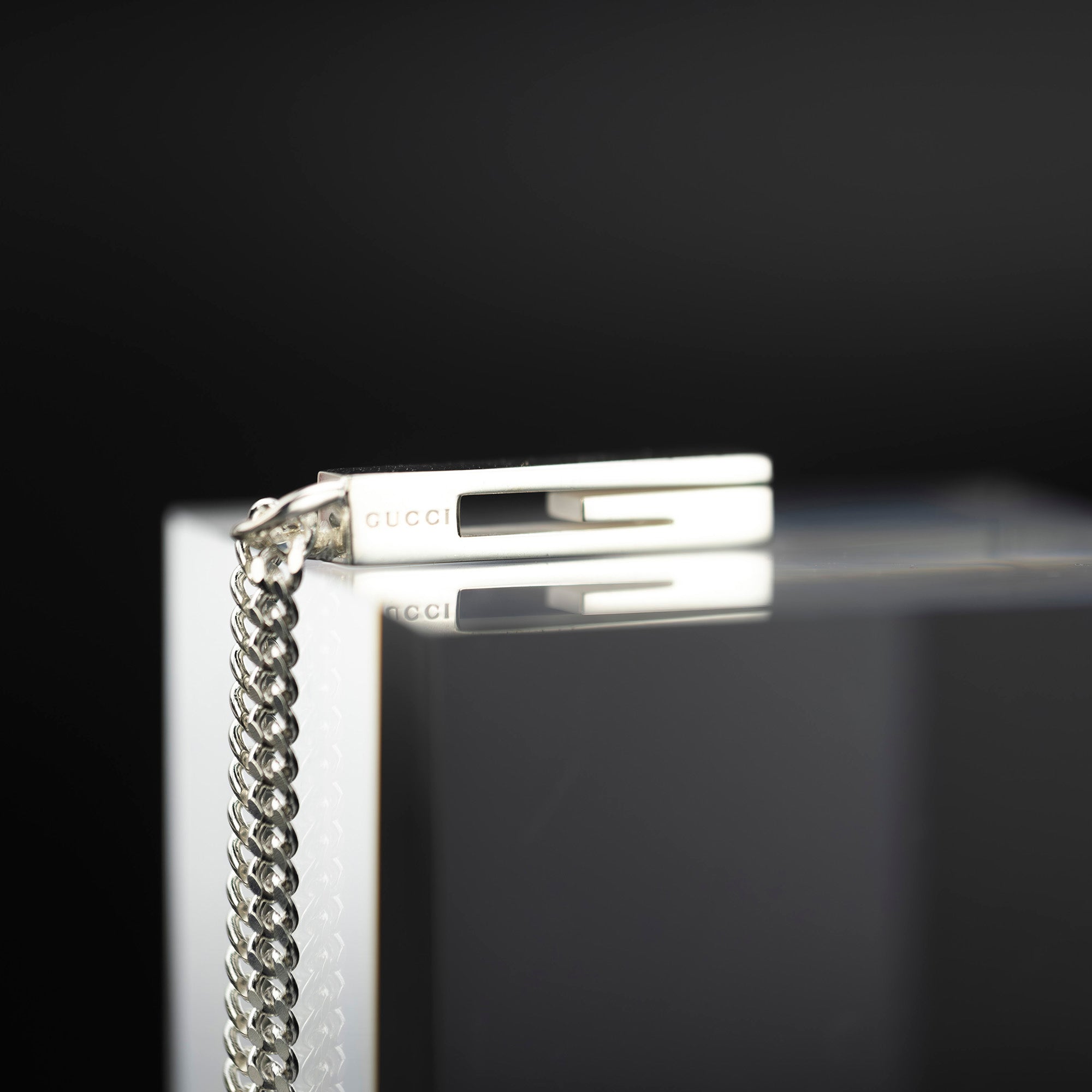 Gucci Necklace Cutout G Bar Type Sterling Silver Curb Chain Unisex
