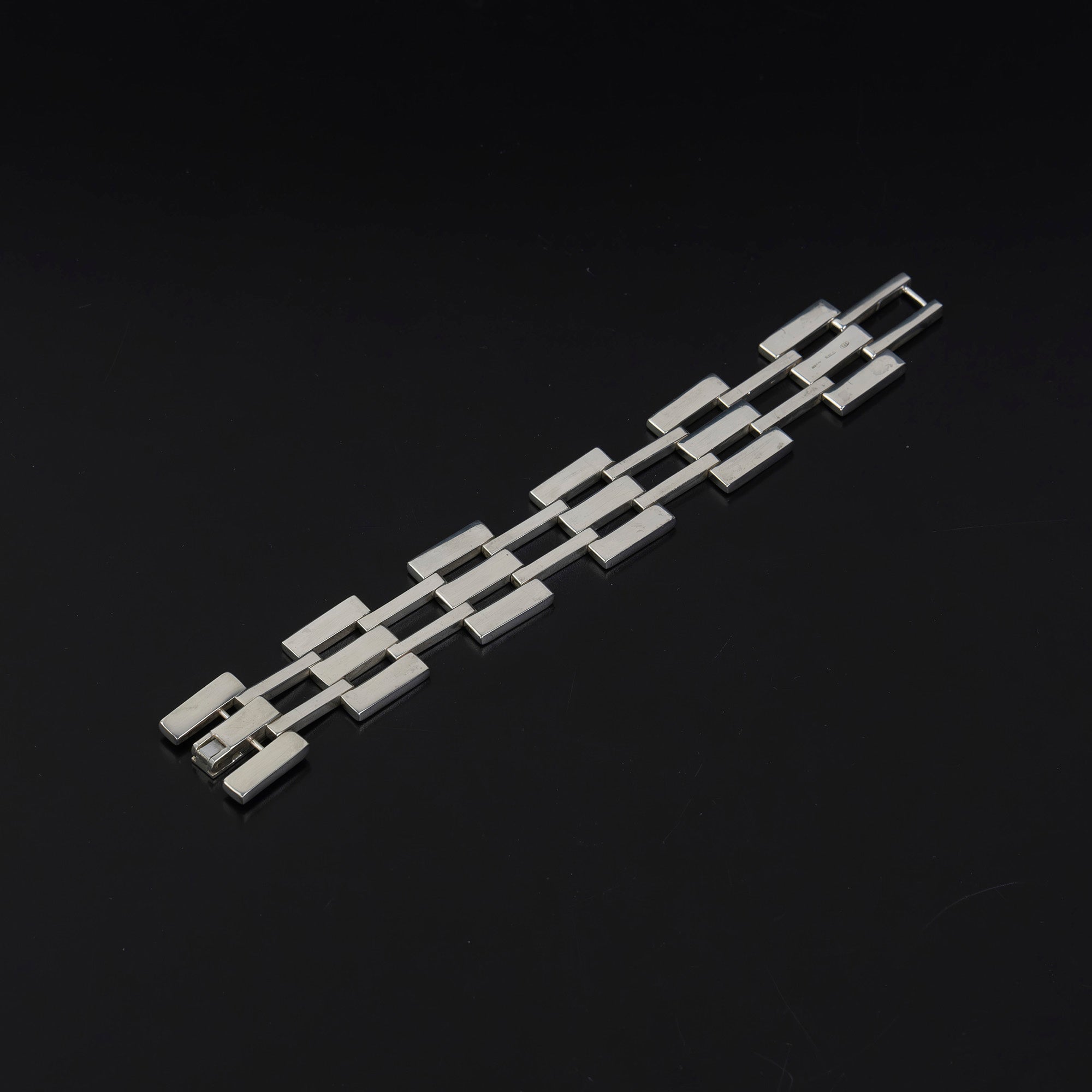Gucci Heavy Gate Link Bracelet GUCCI HEAVY GATE LINK BRACELET Sterling Silver