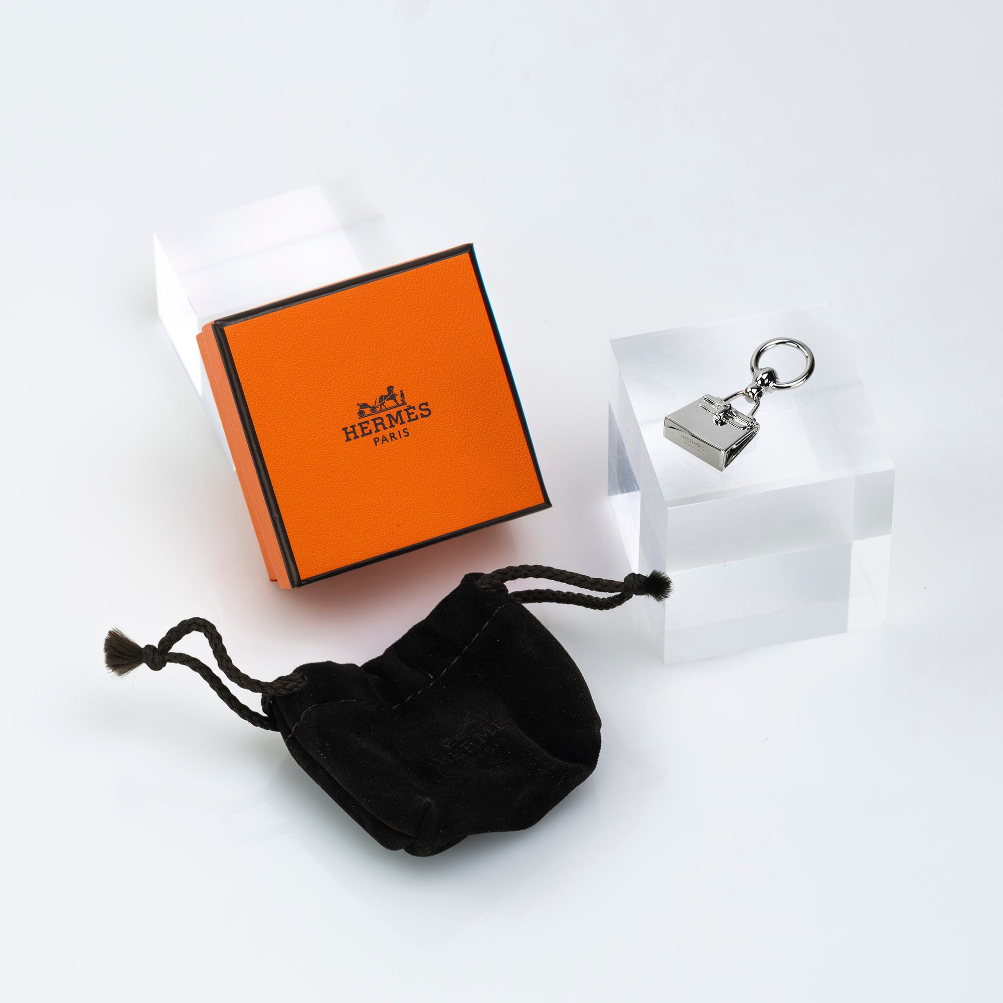 HERMES Mini Kelly twilly ring, in good condition