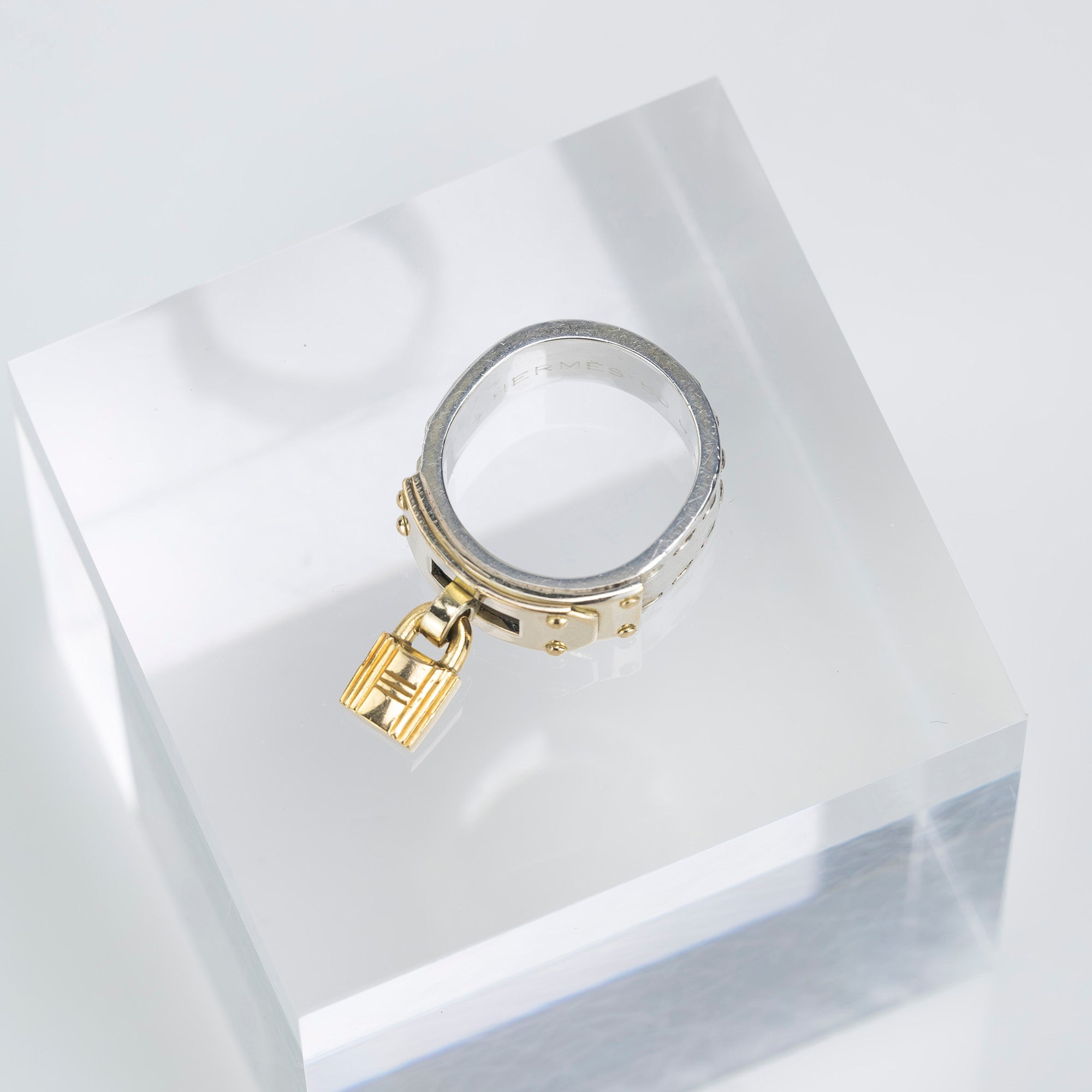 Hermes Kelly Ring, Silver 925, 18K, Size 9, Total weight approx. 10.32g