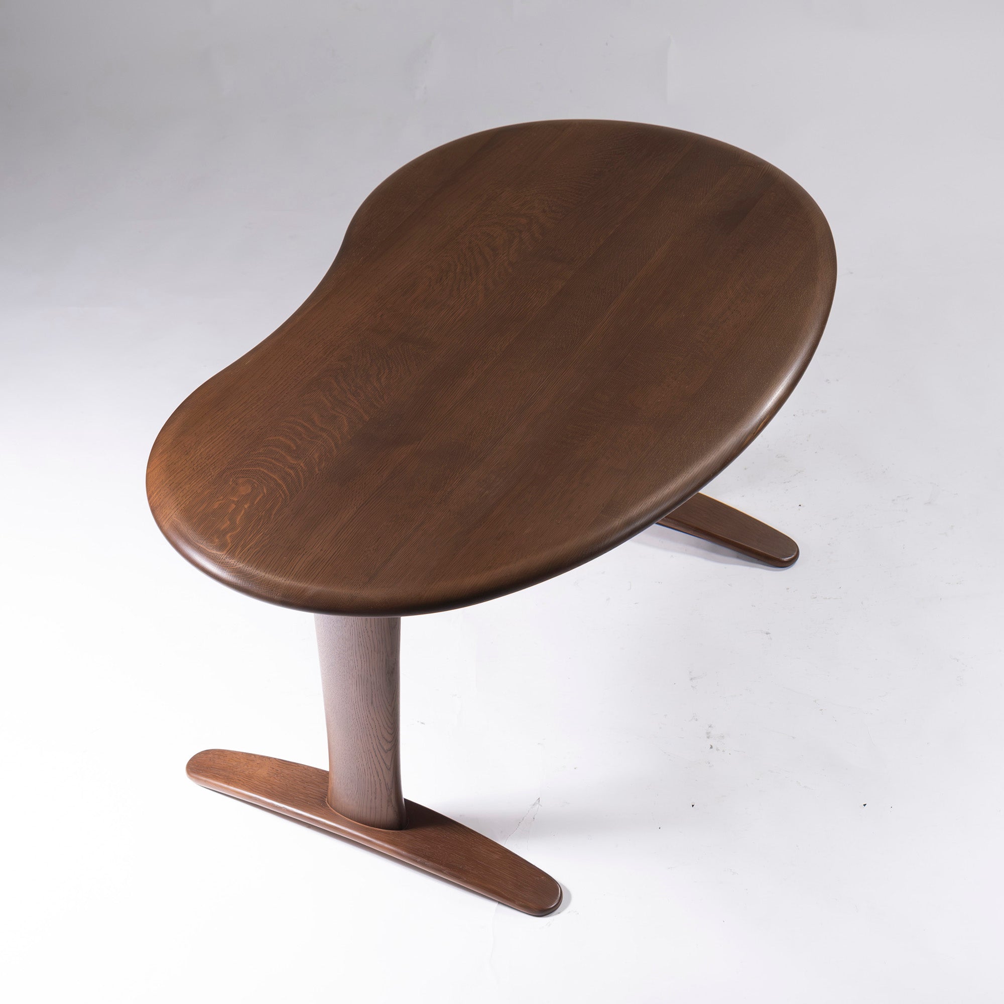 Dining table Hida Sangyo Woodpecker JIN Dining table w145 Oak bean-shaped top Bean table Solid wood