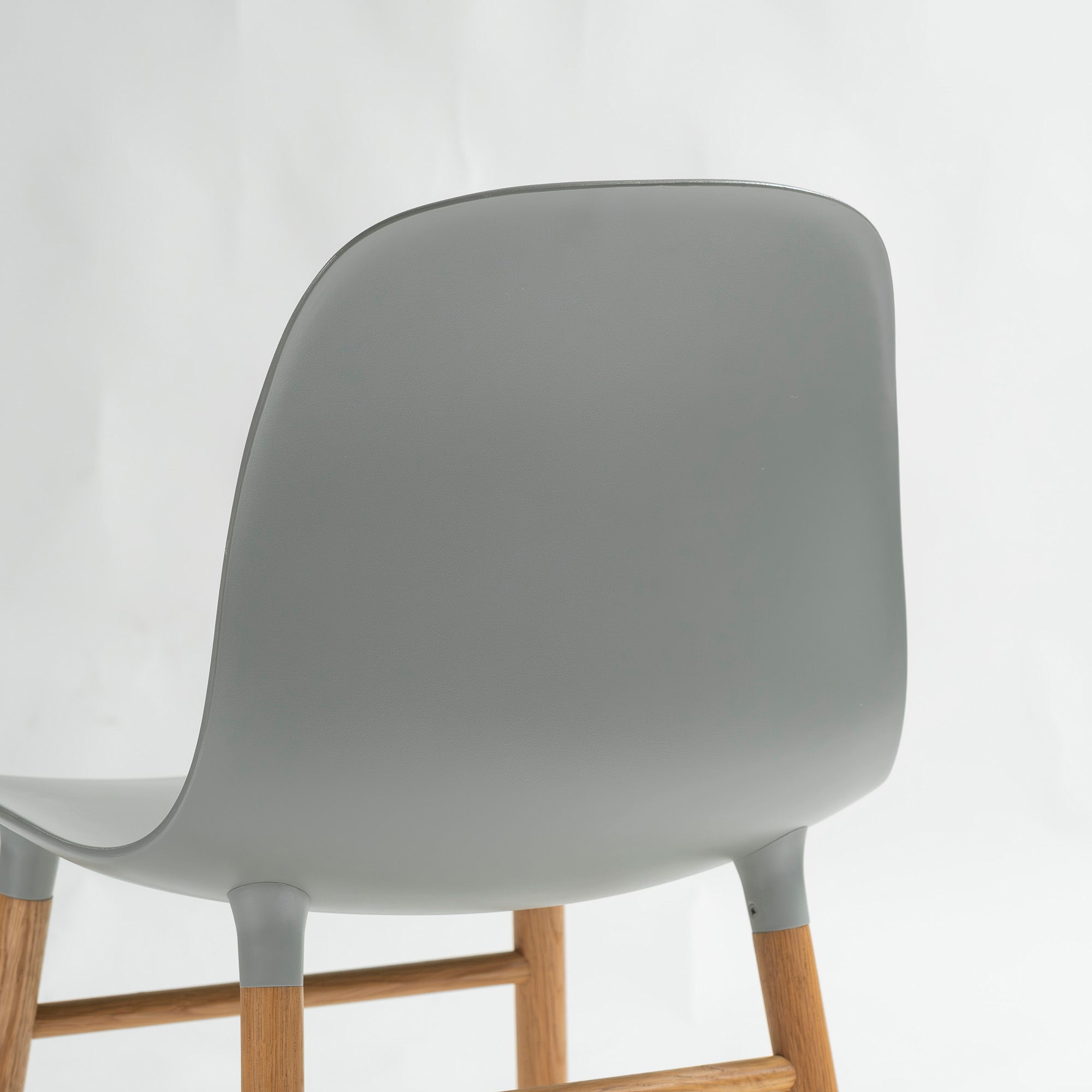ダイニングチェア Normann Copenhagen ノーマンコペンハーゲン フォームチェア グレー(1) シェルチェア 北欧モダン