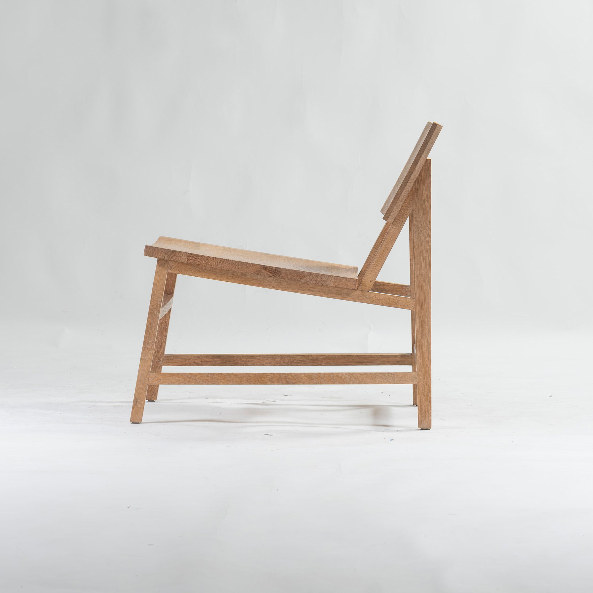 Lounge chair Ethnicraft N2 Solid oak Natural modern Scandinavian design Living chair Personal chair
