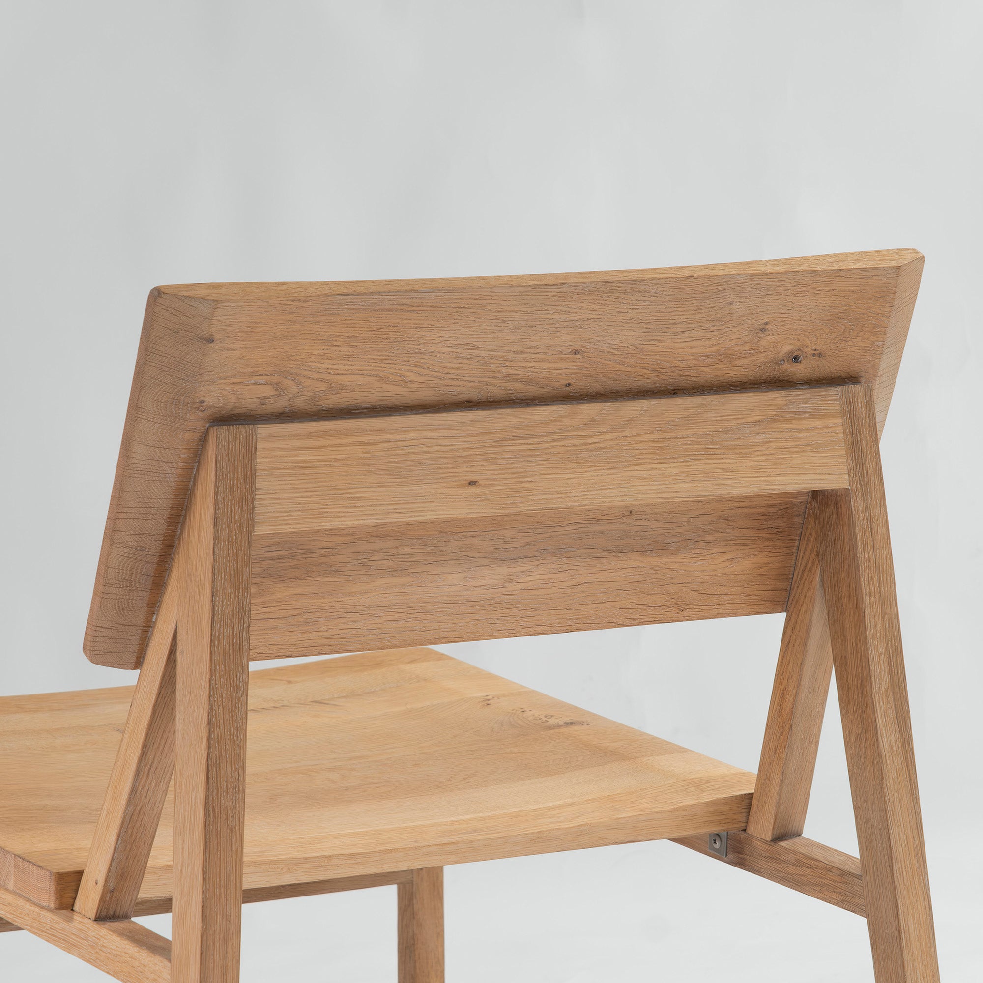 Lounge chair Ethnicraft N2 Solid oak Natural modern Scandinavian design Living chair Personal chair