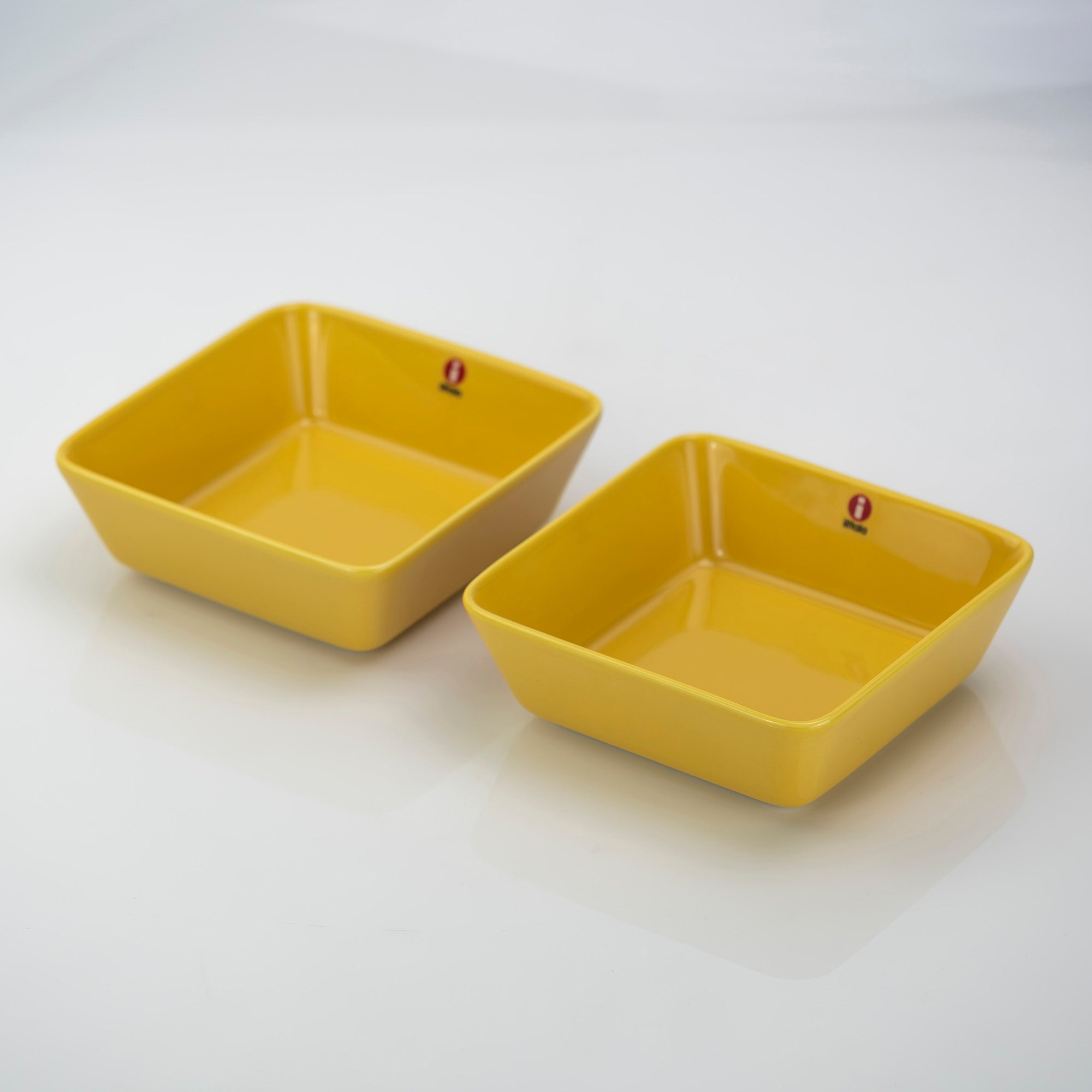 Iittala Teema Square Plate Honey Set of 2 in Excellent Condition
