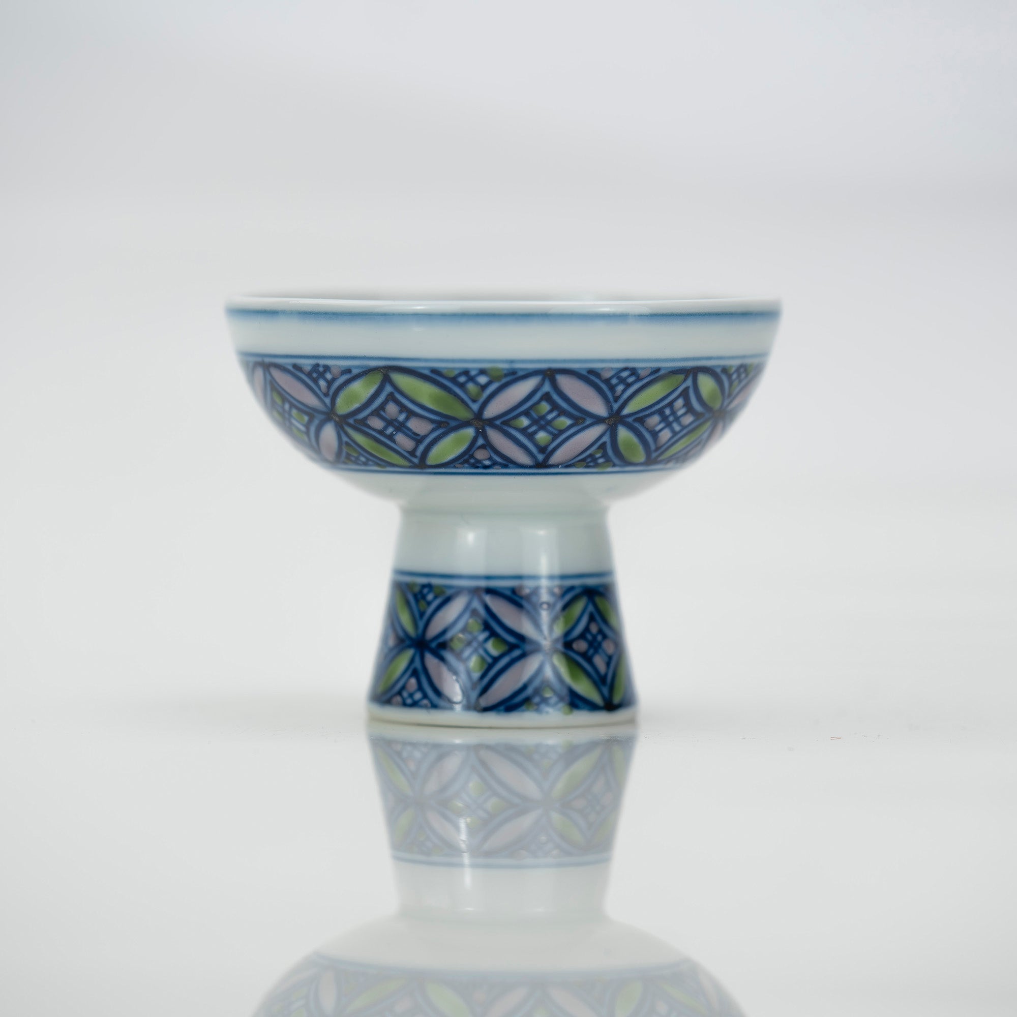 Gen'emon Kiln, Somenishiki Shippo, Ring Pattern, 2 Sake Bottles, 3 Sake Cups, Arita Ware