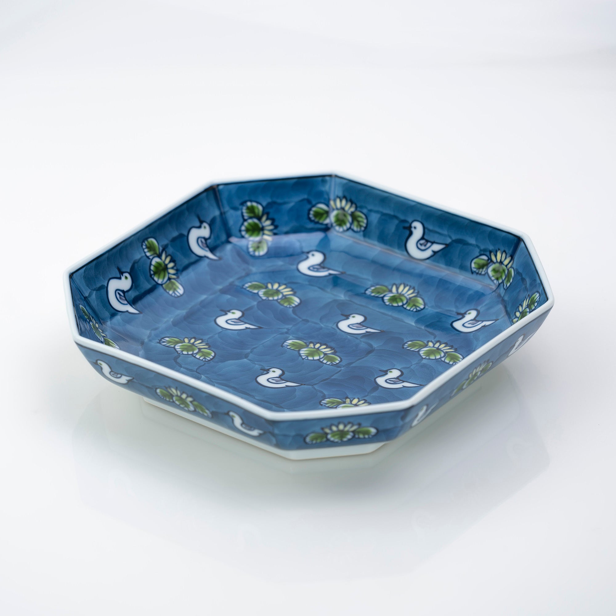 Gen'emon Kiln, Koremoku Kiln, Dye-nishiki Waterfowl Design, Square Plate, 18.5cm, Arita Ware