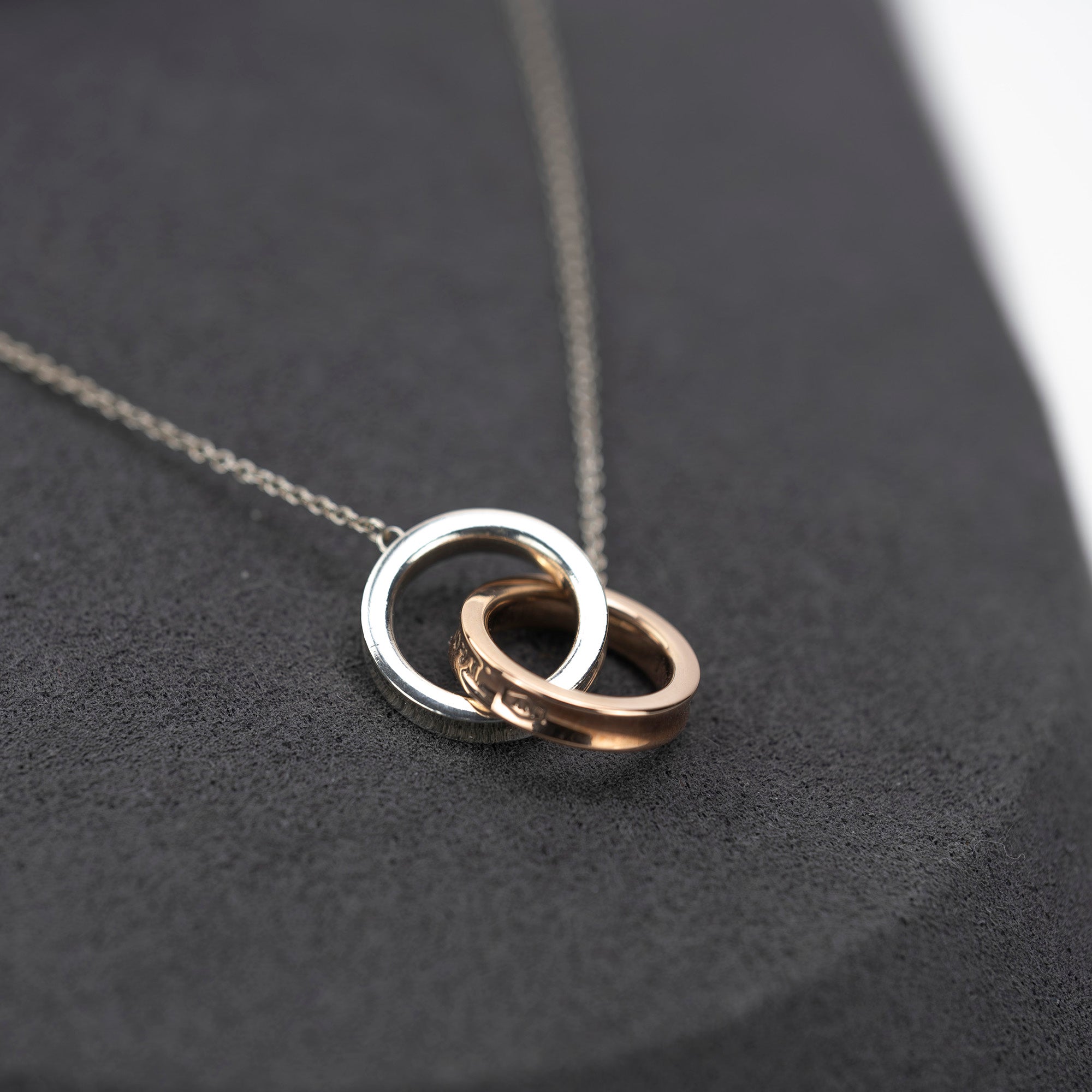 Tiffany & Co. 1837 Interlocking Circle Necklace, 925 Silver x Rubedo Metal