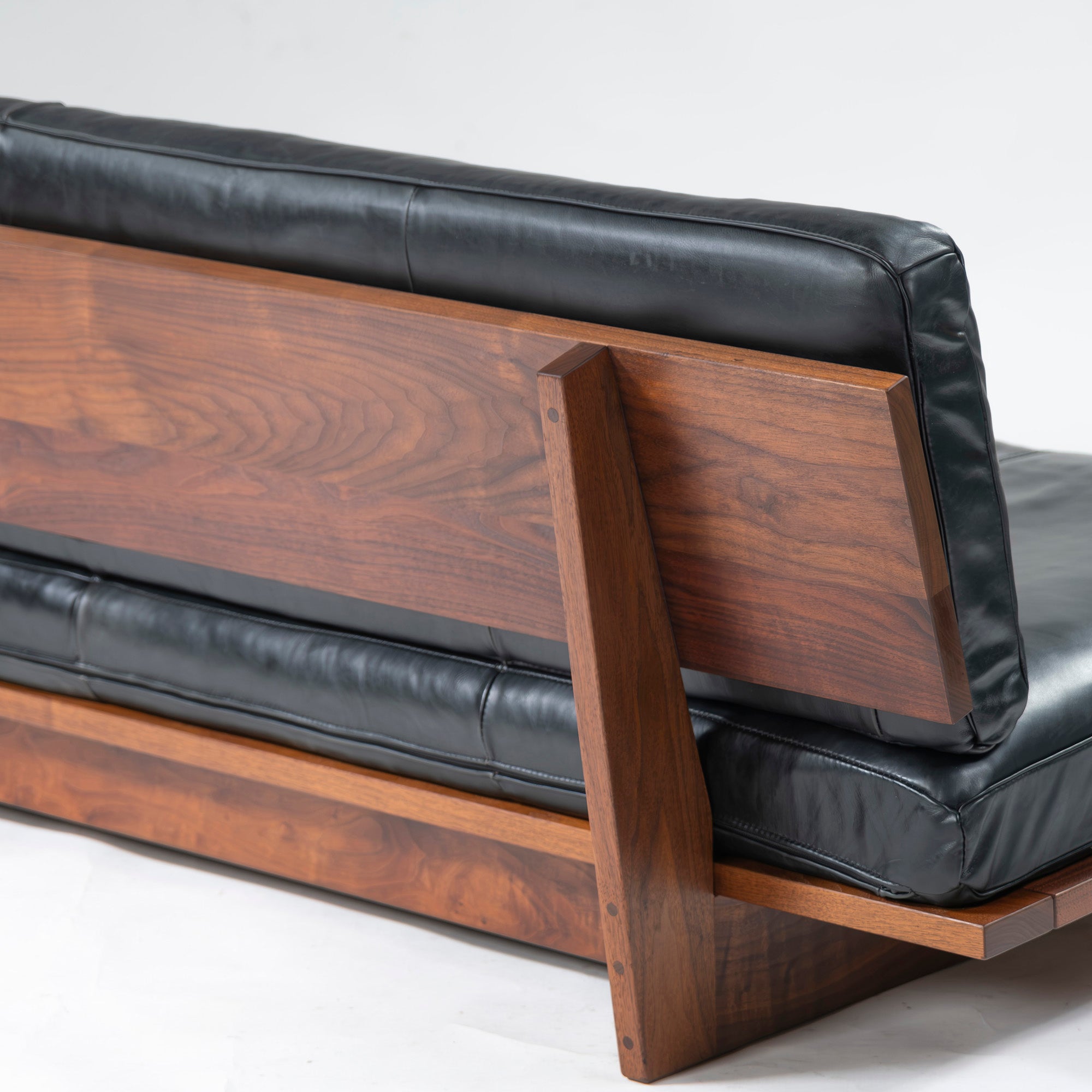 ACTUS sofa ACTUS five by five TILL w180 solid walnut leather genuine leather master wall