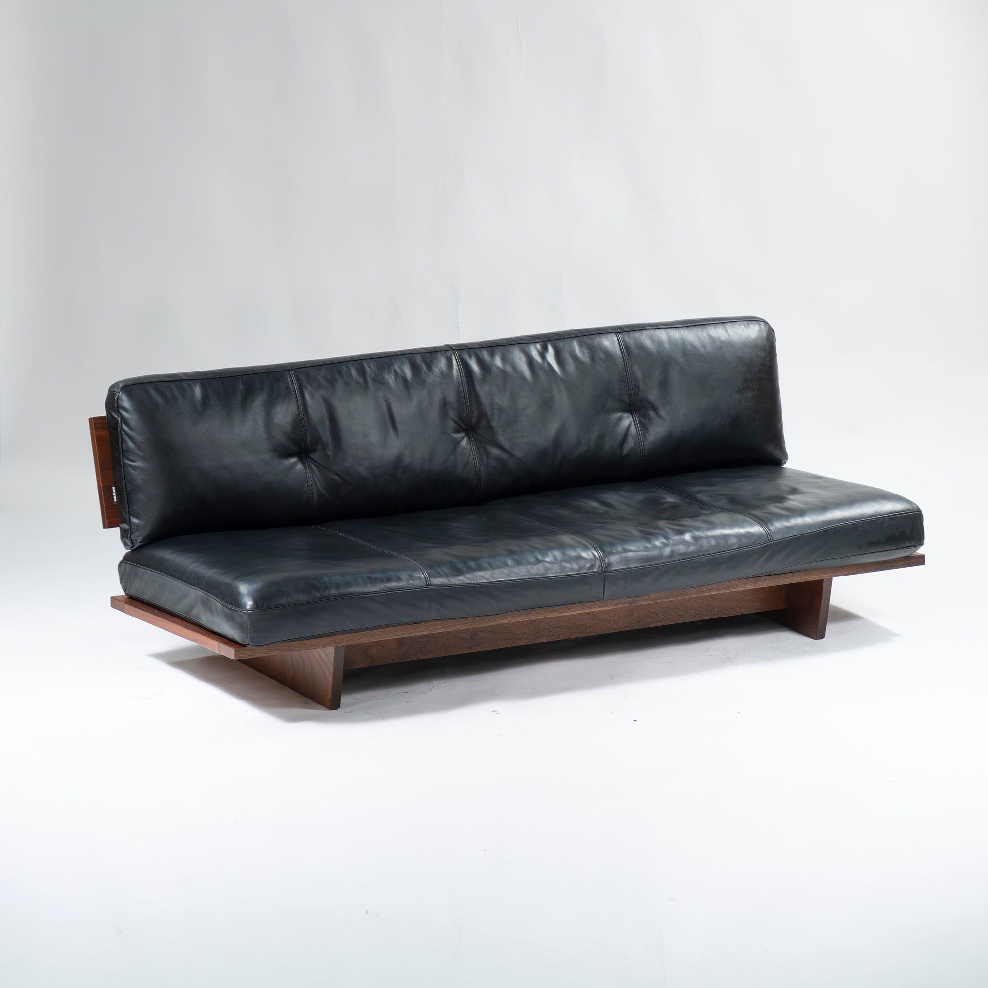ACTUS sofa ACTUS five by five TILL w180 solid walnut leather genuine leather master wall