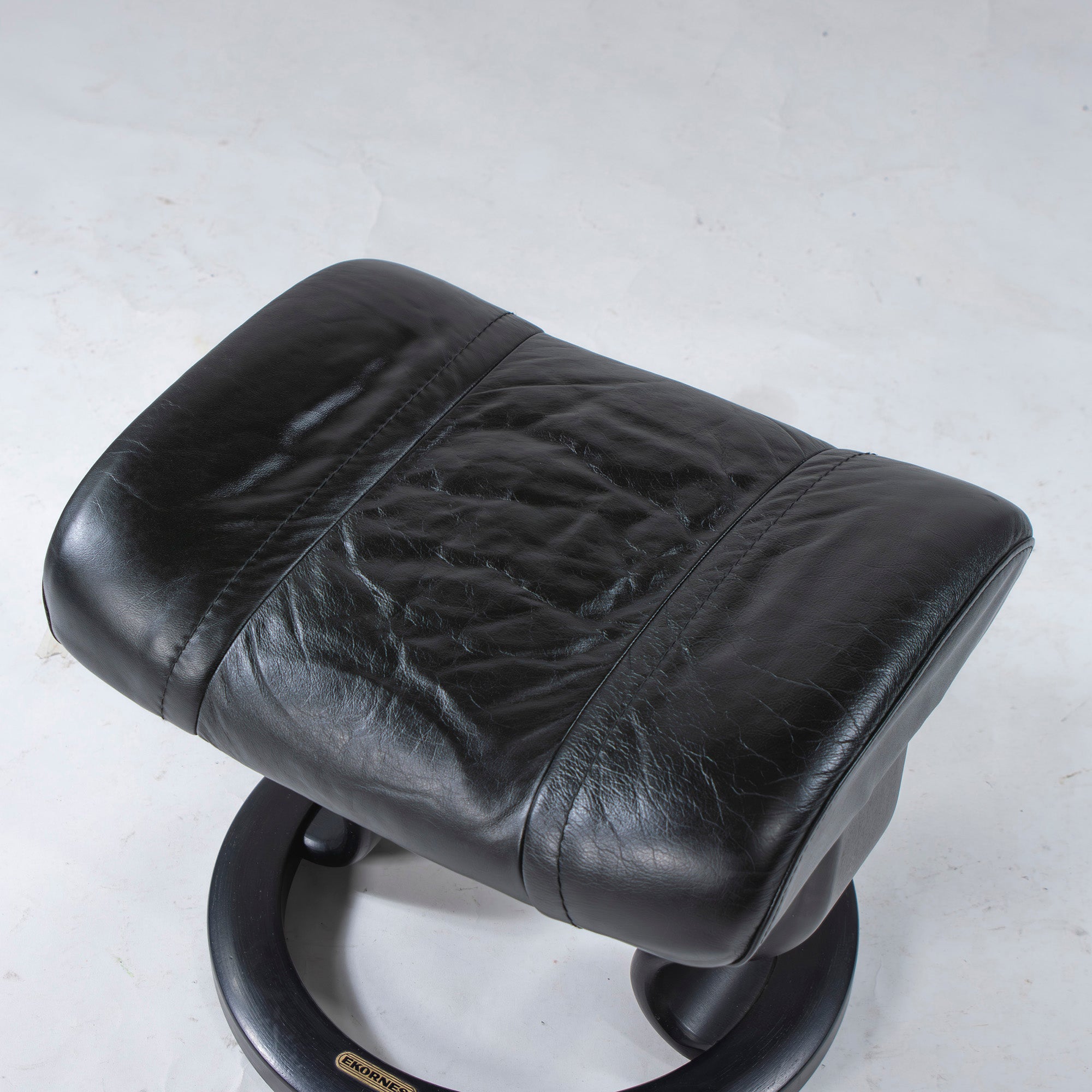 Reclining chair Ekornes Stressless Chair Wing Black x Black with ottoman Nordic modern