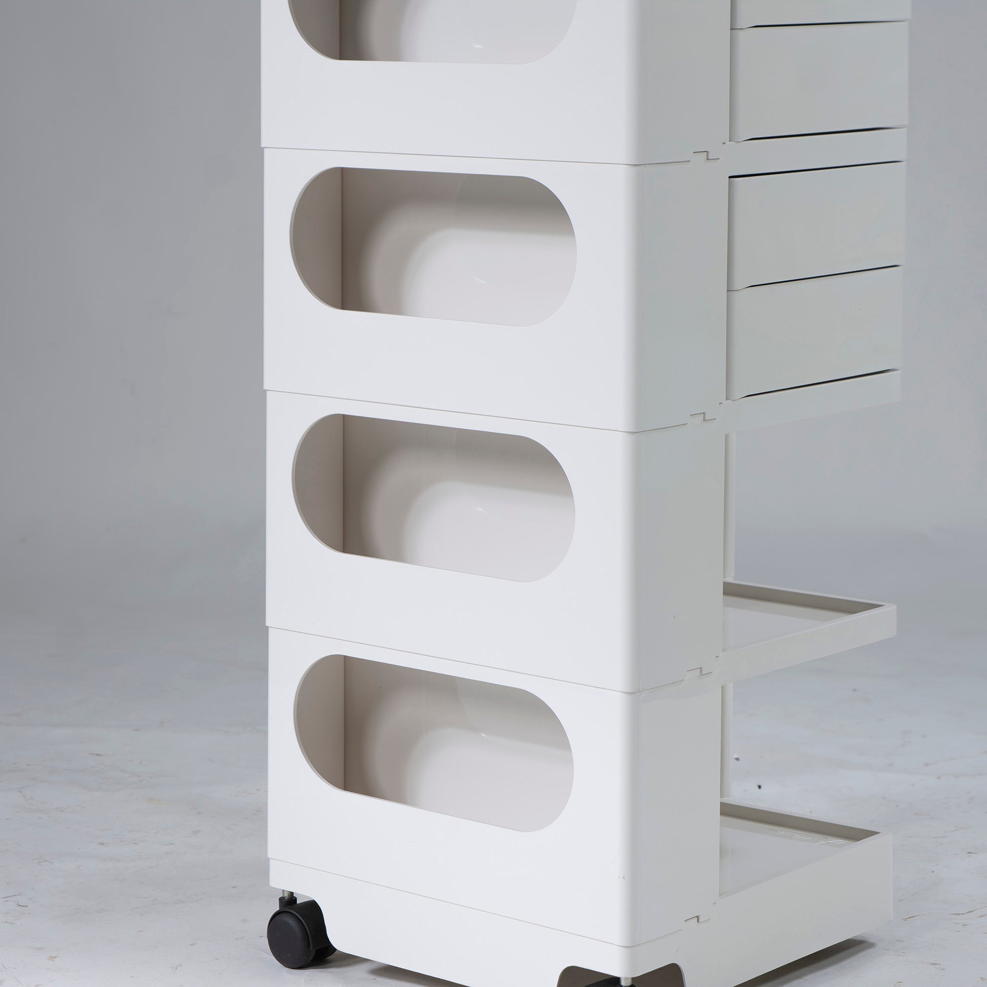 Boby Wagon B-LINE Boby Wagon 4 Tiers 4 Trays White Joe Colombo Italian Modern Masterpiece Furniture Kitchen Wagon