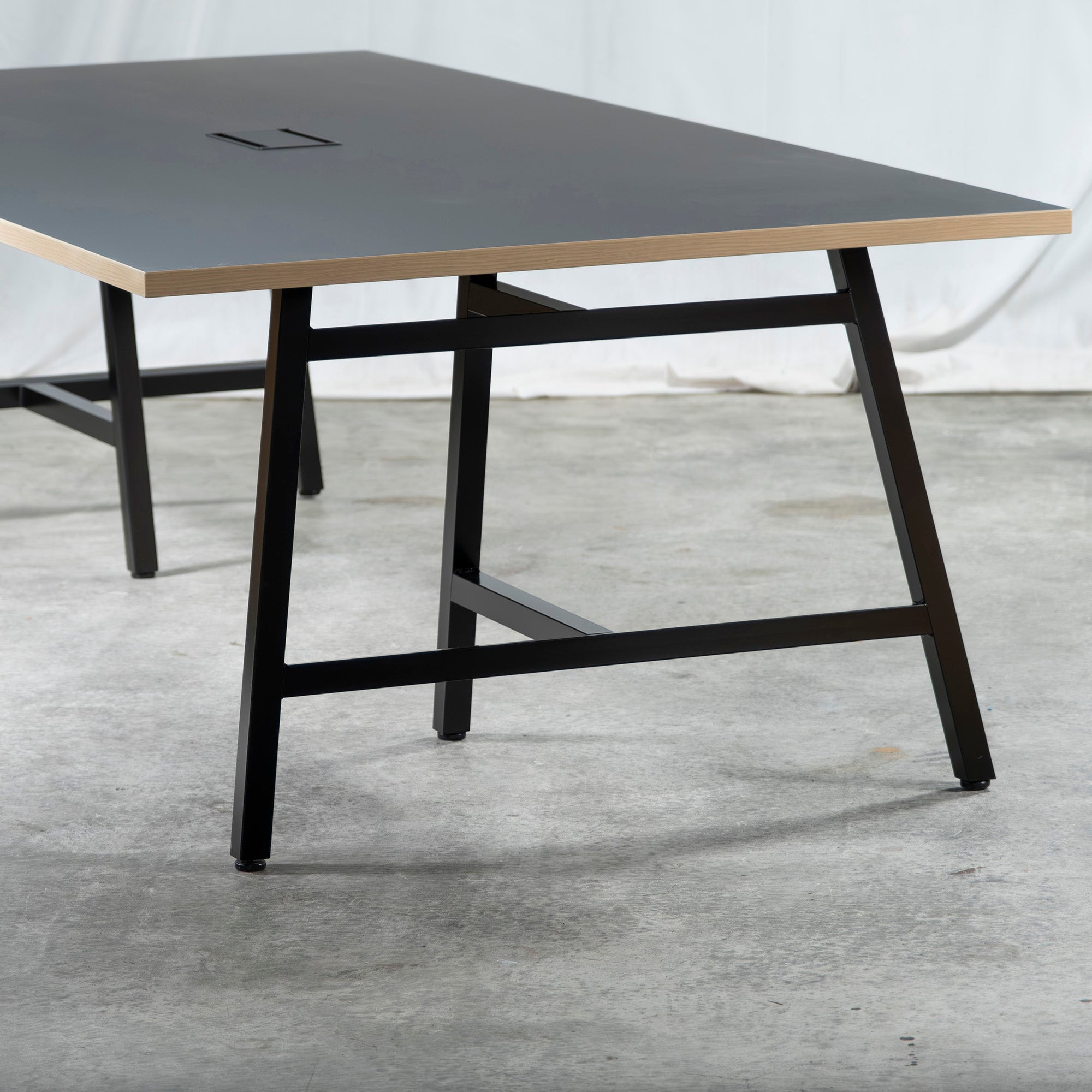 ASPLUND Office Desk Work Plus by ASPLUND FLEX-WIZ FREE ADDRESS DESK Steel legs Melamine top Office furniture Work desk