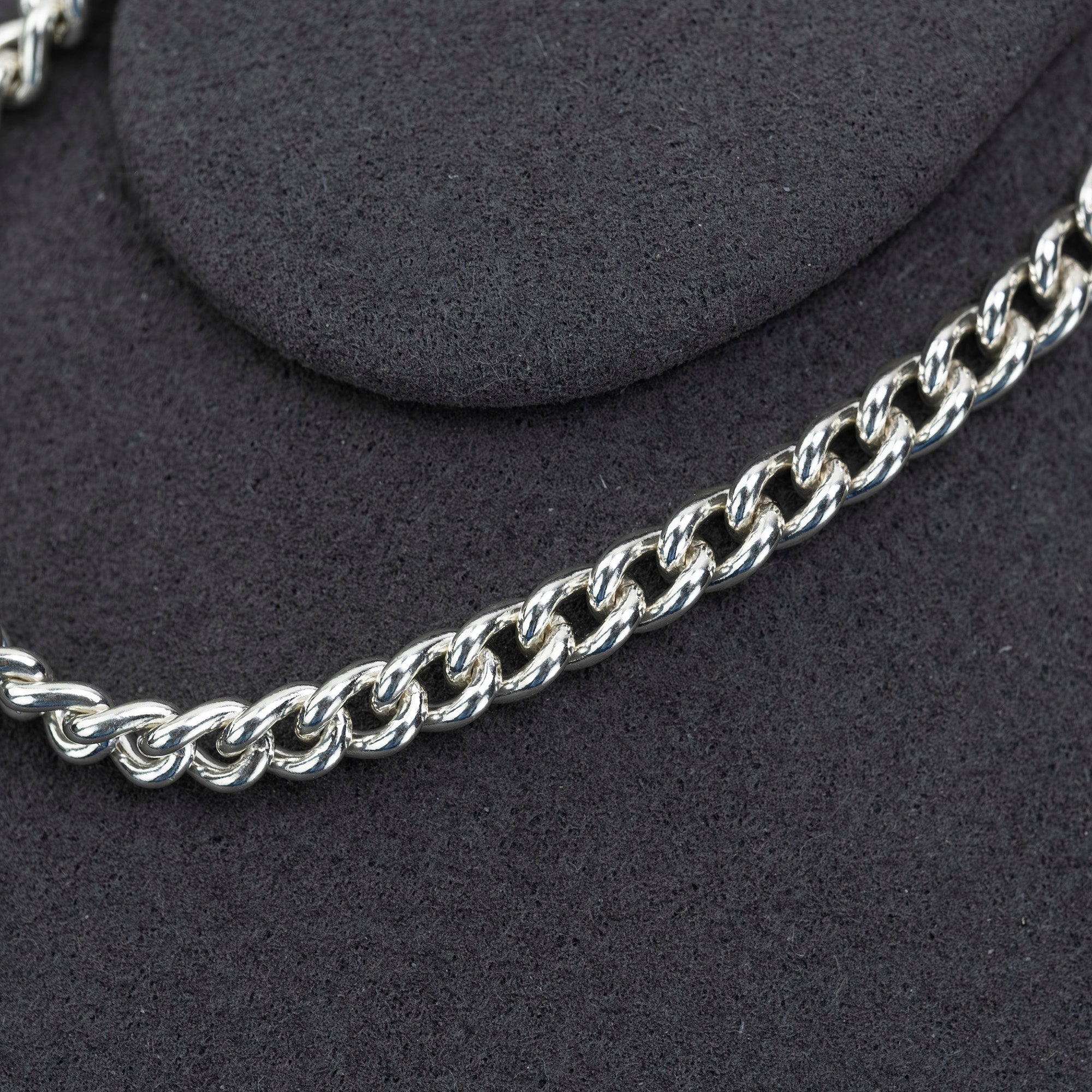 Tiffany & Co. Forged Link Bracelet, Women's Accessory, Silver 925