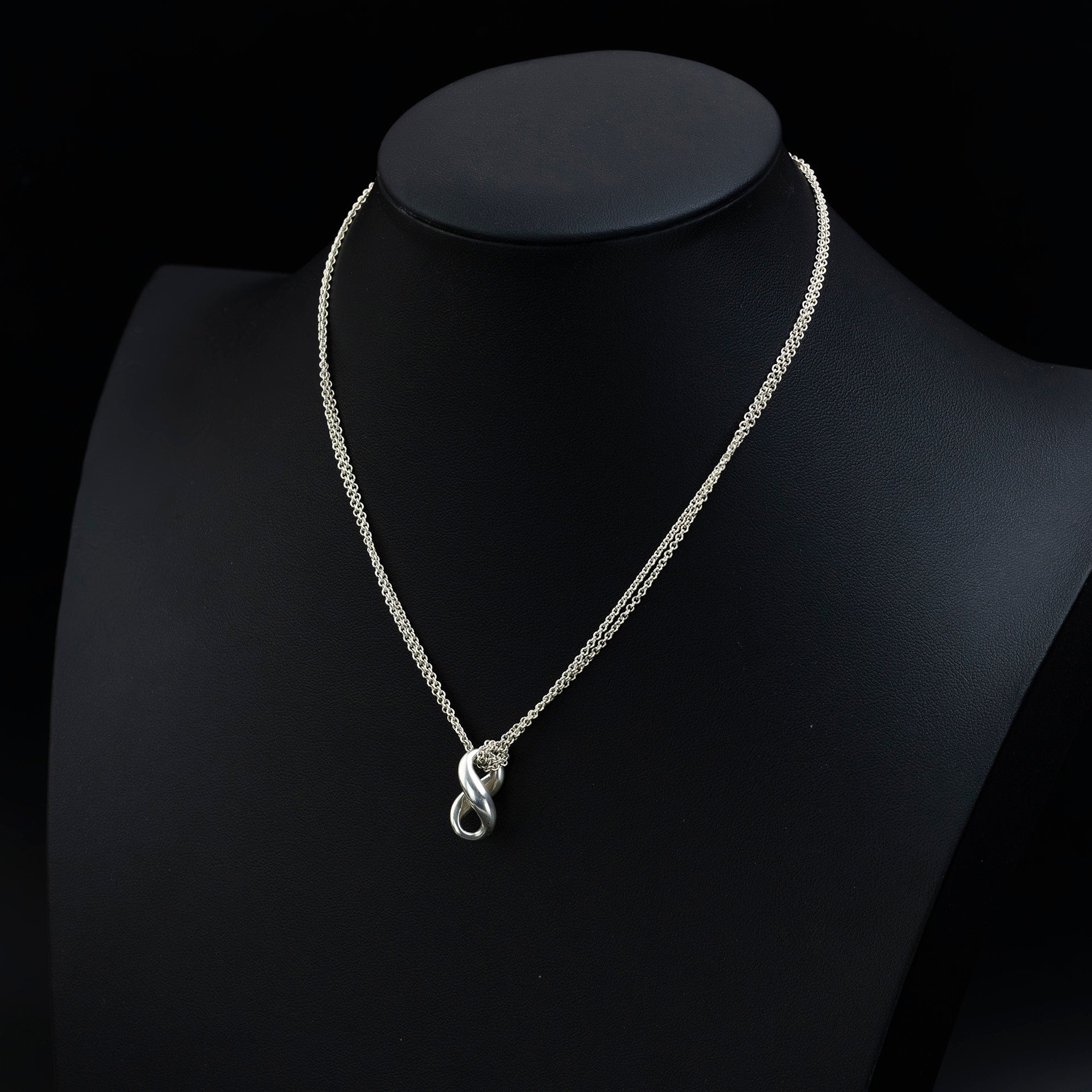 ティファニー TIFFANY&Co. インフィニティ ネックレス レディースアクセサリー シルバー925