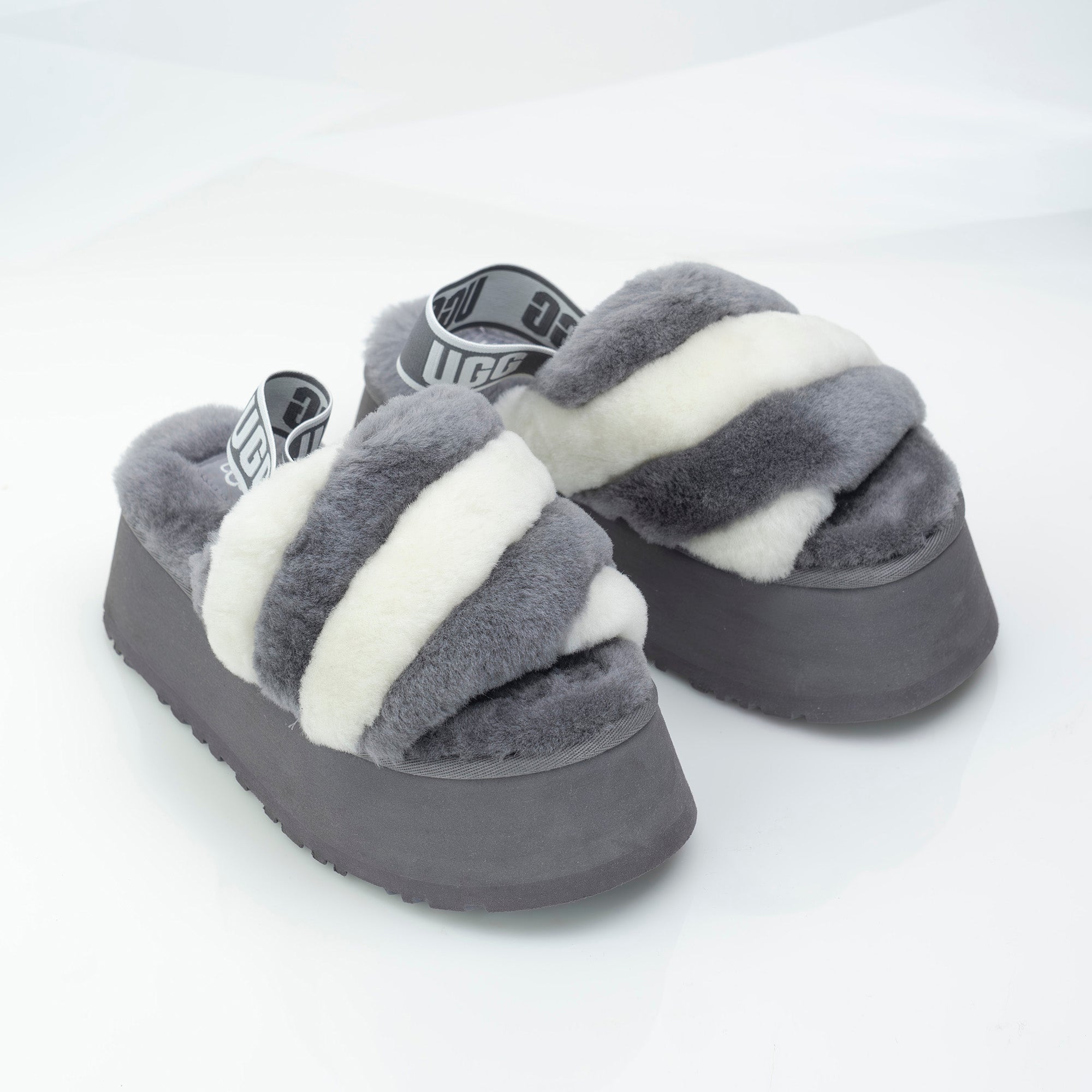 UGG Disco Stripe Slide Women's Sandals 22cm Grey x White Good Condition