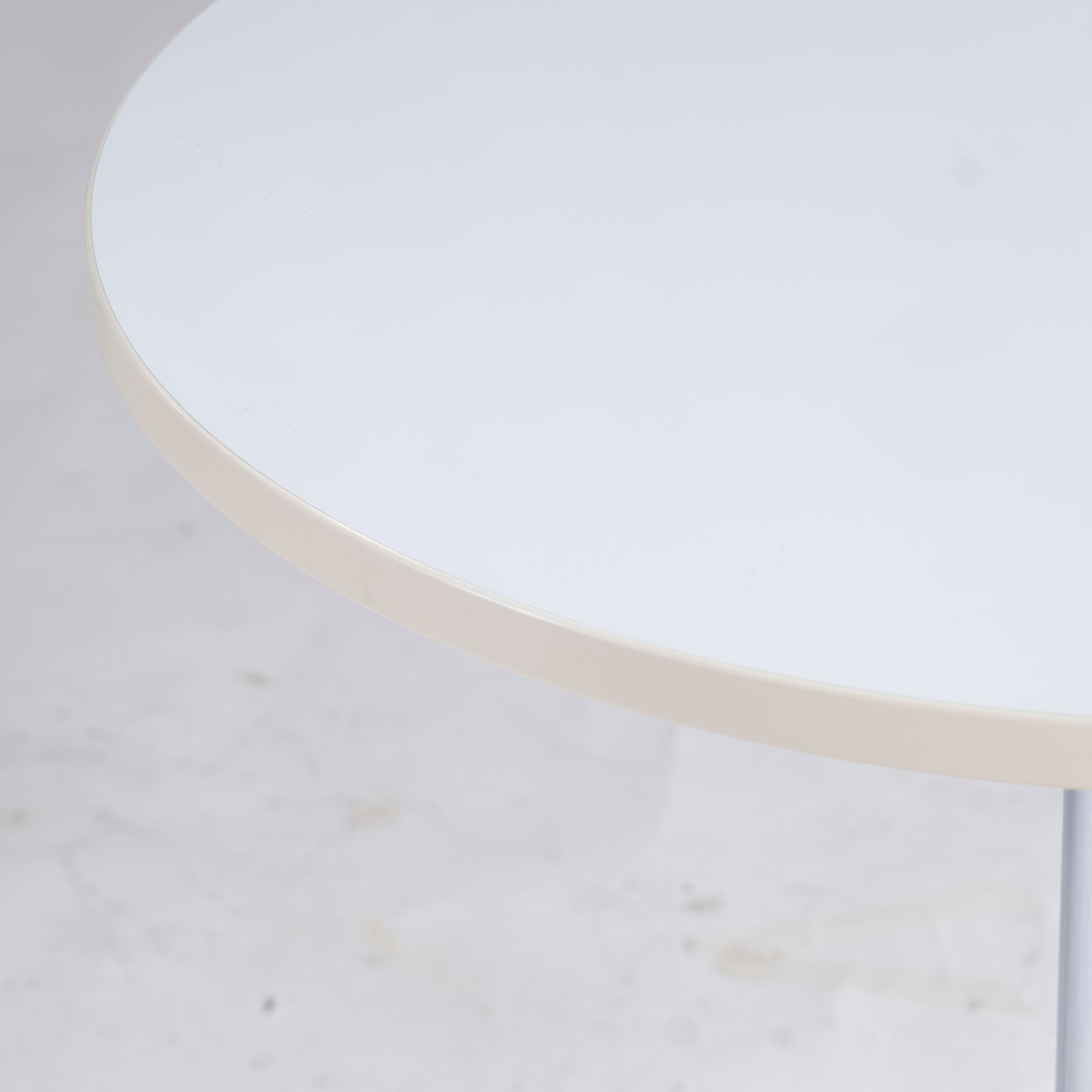 Cafe table, modern design, melamine top, φ60, simple modern, mid-century, tea table, dining table, flower stand