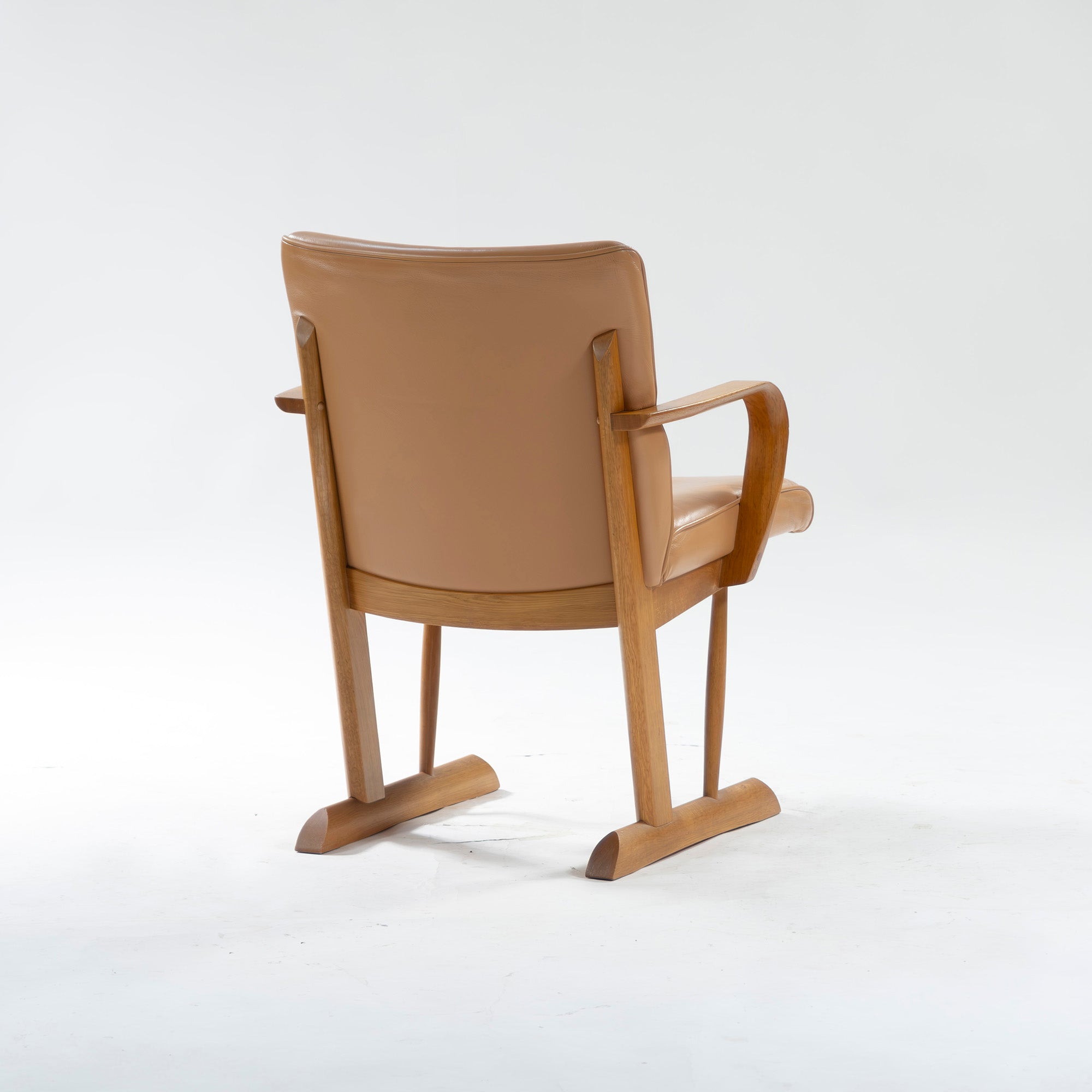 Dining chair Hida Sangyo Woodpecker Enku Armchair (2) Oak wood Genuine leather Natural modern Japanese modern Toshimitsu Sasaki