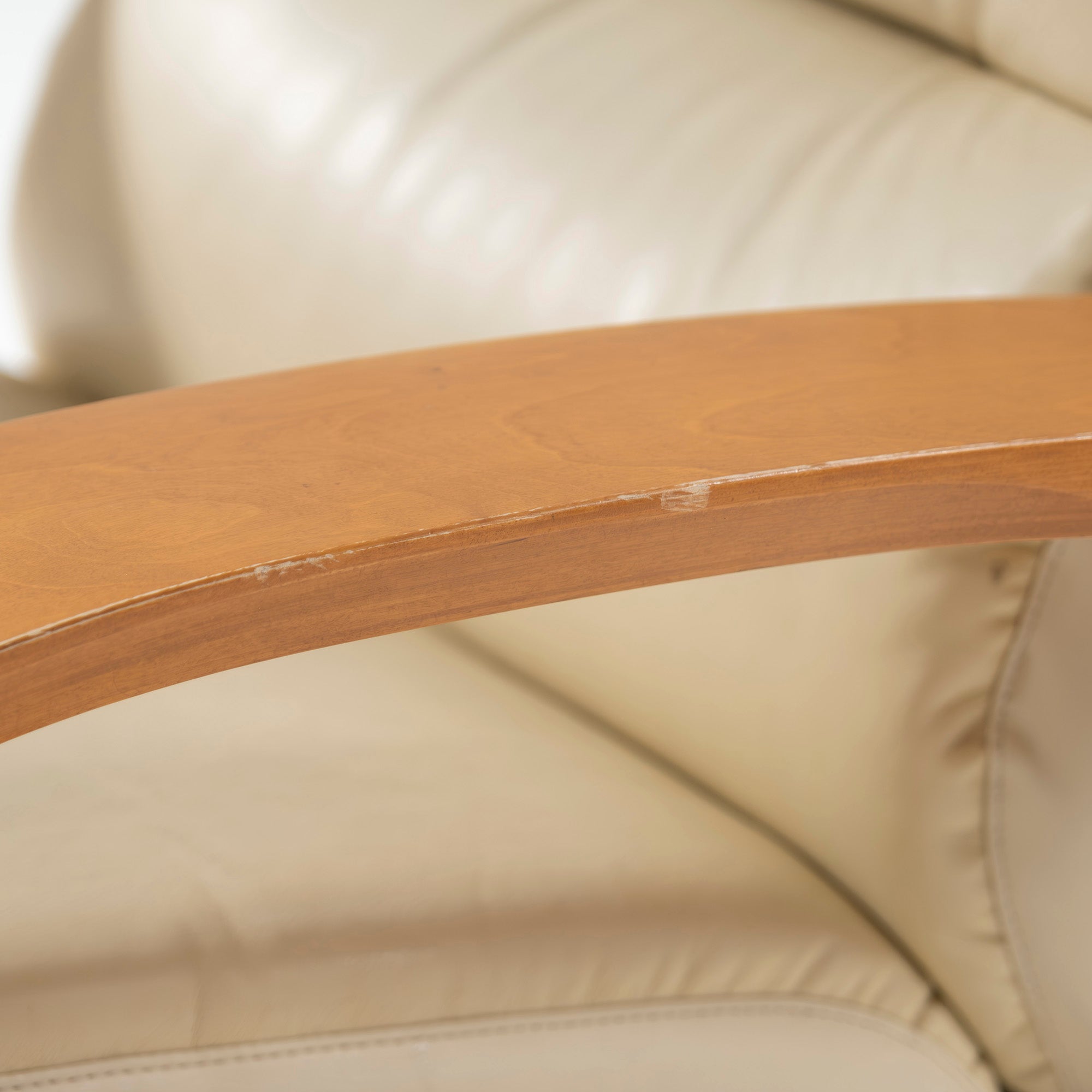 ラウンジチェア フジファニチャー FUJI FURNITURE スウィベルチェア 本革 レザー 回転式 シングルソファ 1Pソファ 1人掛け