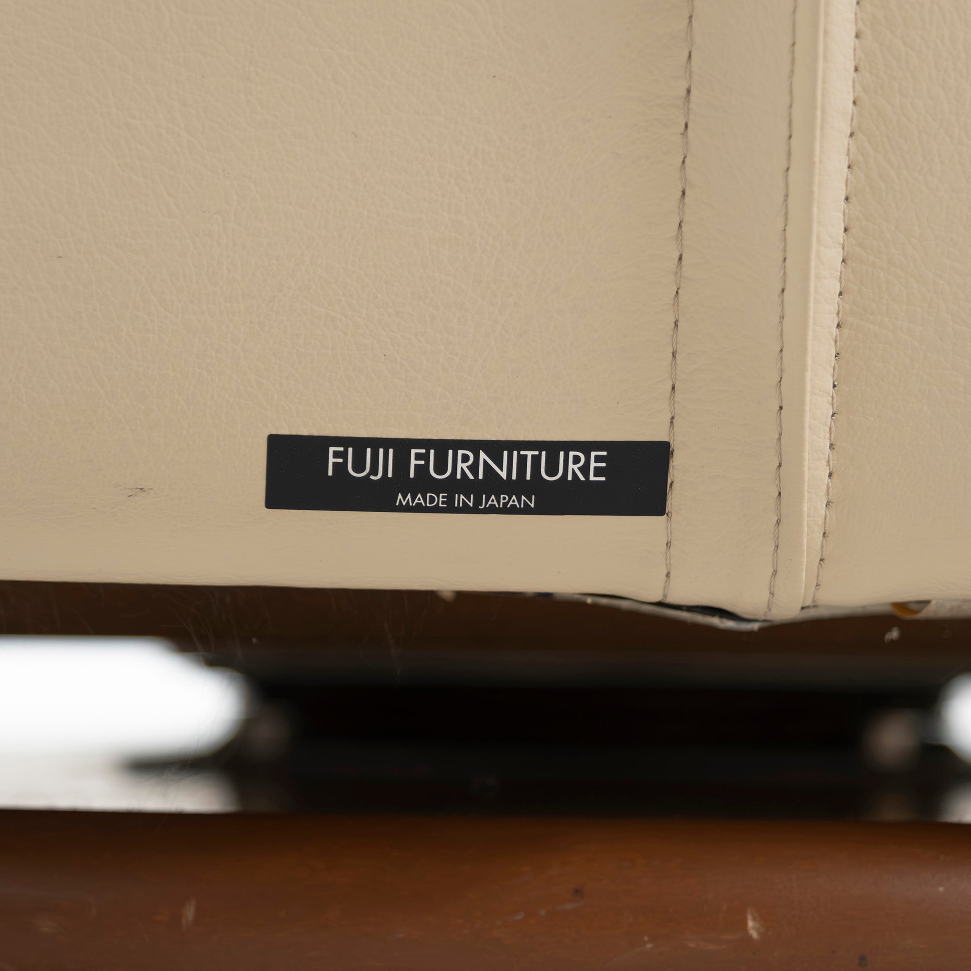 ラウンジチェア フジファニチャー FUJI FURNITURE スウィベルチェア 本革 レザー 回転式 シングルソファ 1Pソファ 1人掛け