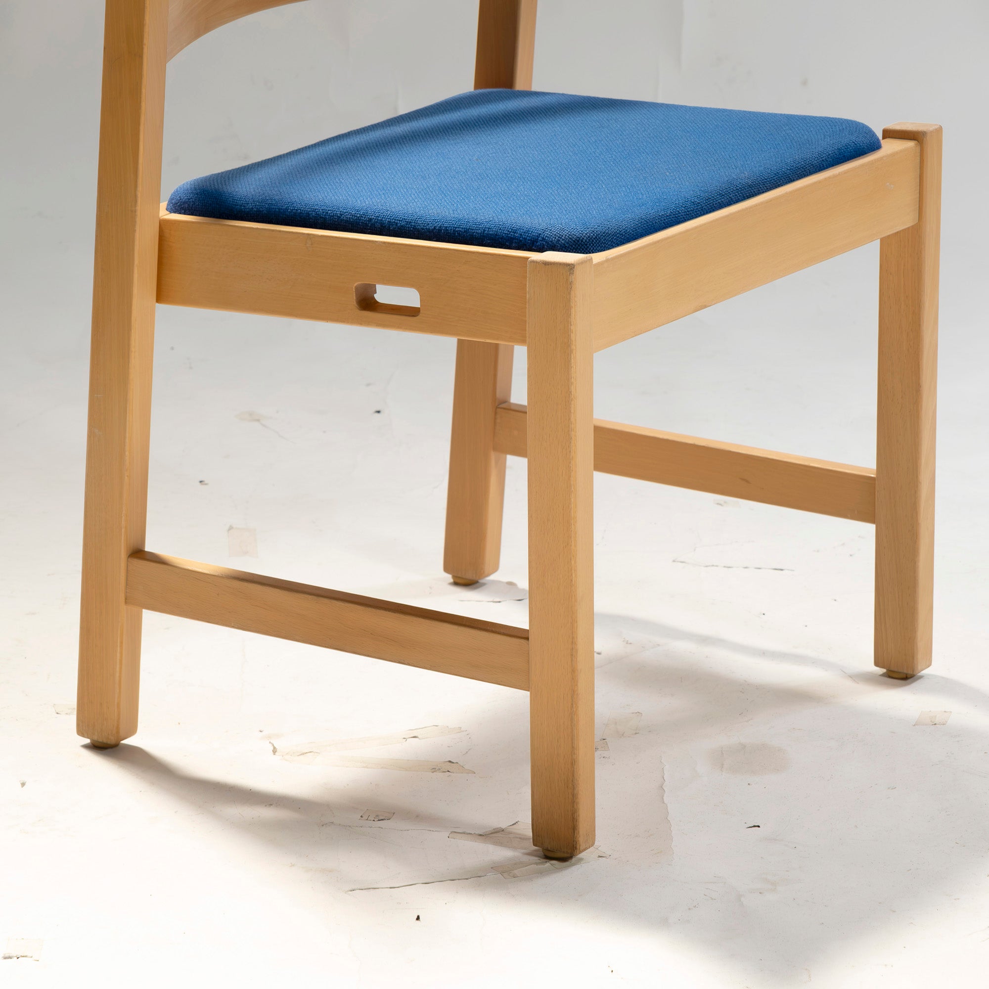 Dining chair Fredericia model 885 Beech wood (2) Hans J. Wegner Nordic vintage Denmark Rare Natural modern