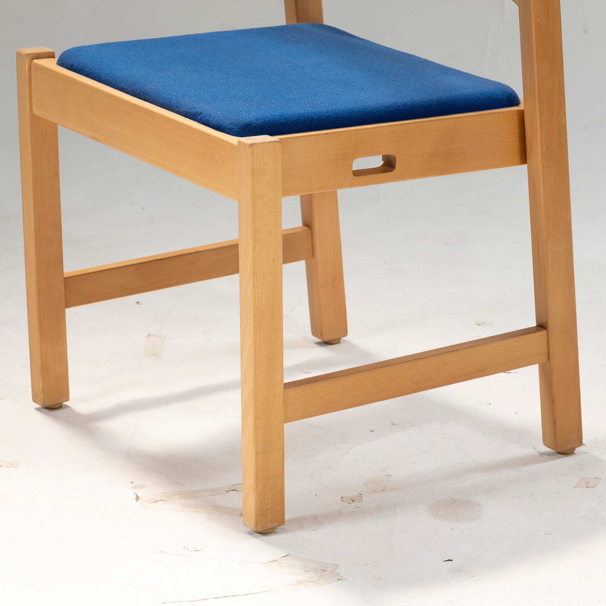 Dining chair Fredericia model 885 Beech wood (2) Hans J. Wegner Nordic vintage Denmark Rare Natural modern
