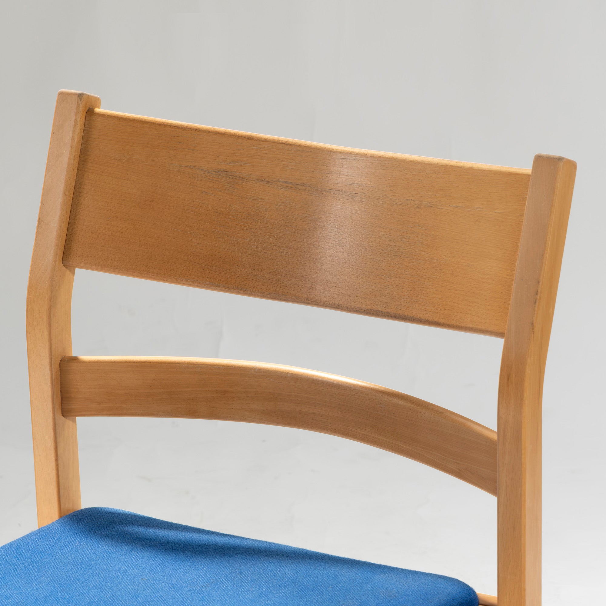 Dining chair Fredericia model 885 Beech wood (2) Hans J. Wegner Nordic vintage Denmark Rare Natural modern