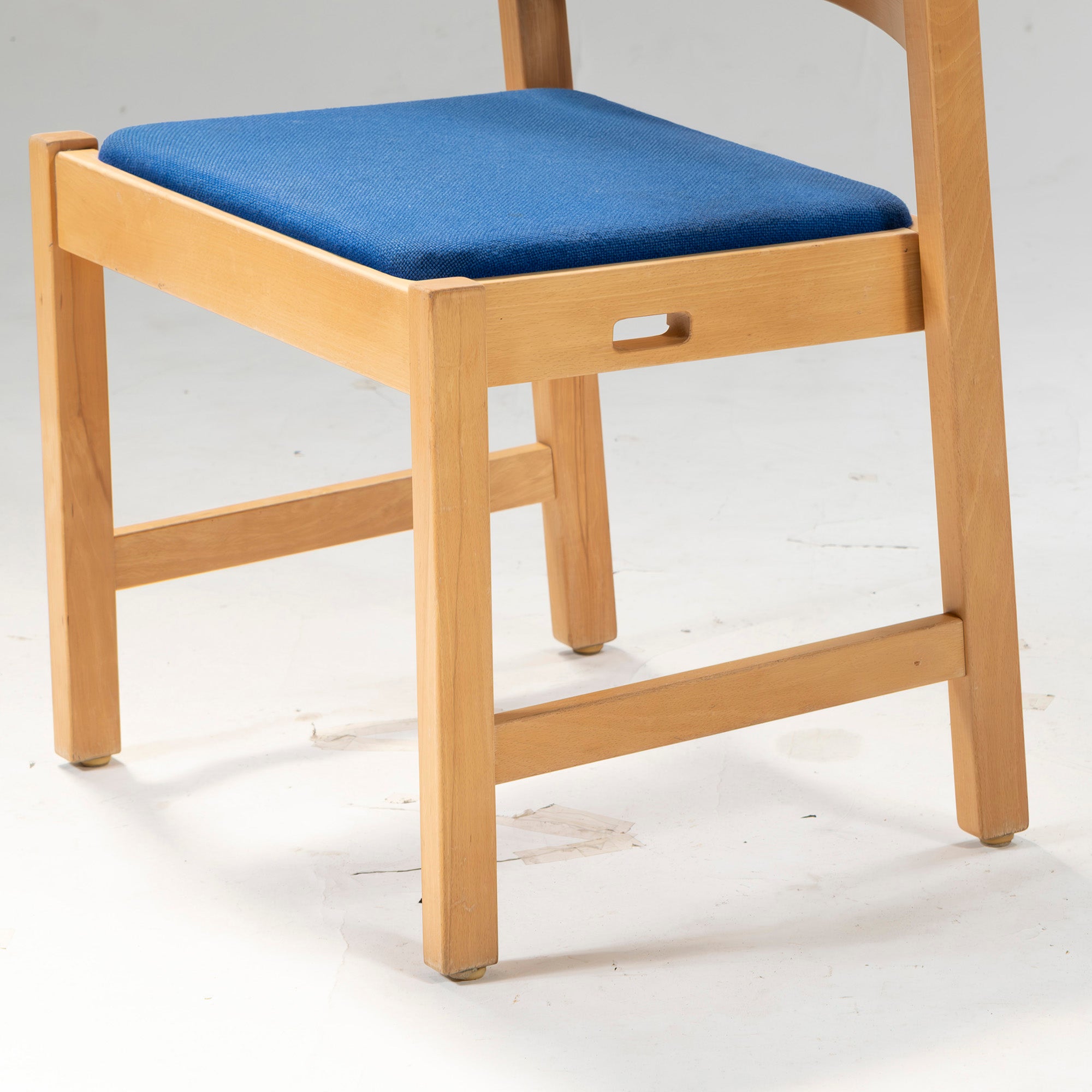 Dining chair Fredericia model 885 Beech wood (3) Hans J. Wegner Nordic vintage Denmark Rare Natural modern