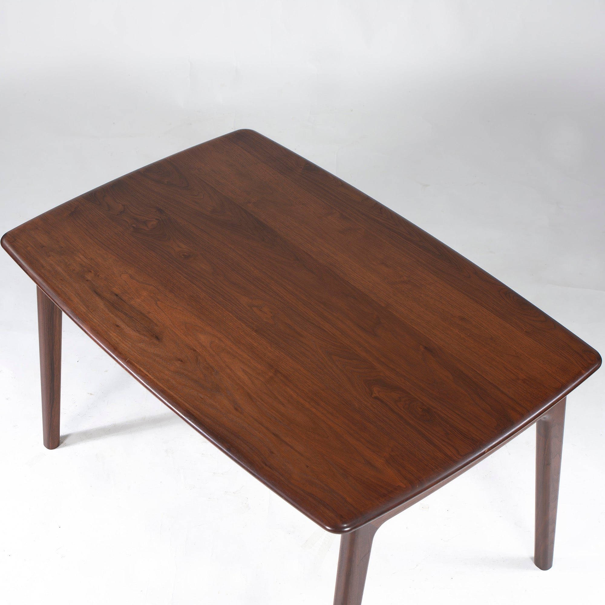 Dining table Kiritsumi Mokko Nordi w130 Walnut Solid wood Natural modern Scandinavian design Dining table IDC Otsuka