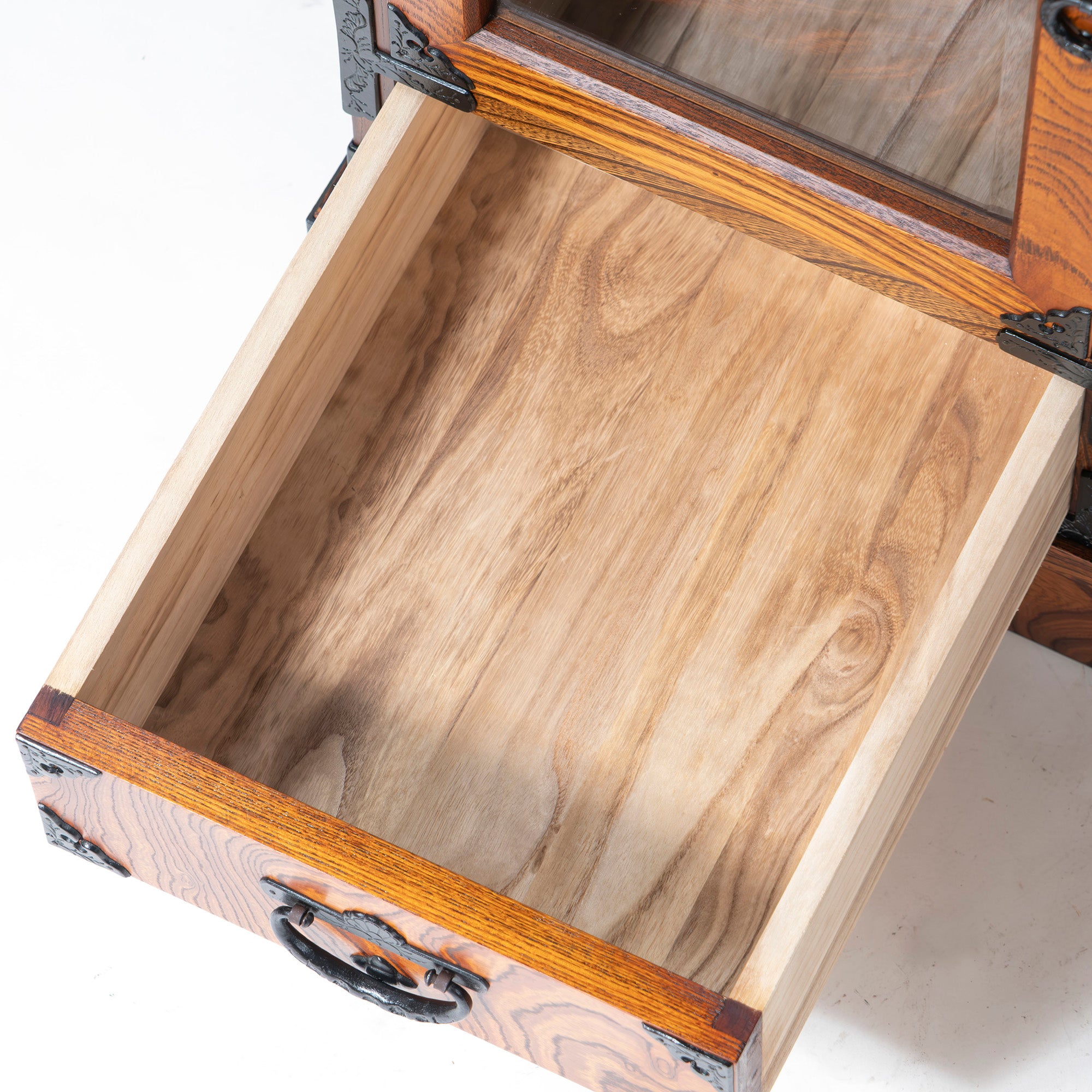Sideboard Iwayado Chest of Drawers 4 Doors 3 Drawers Zelkova Wood Lacquerware Nambu Ironware Fittings Opening Paulownia Traditional Crafts Folk Furniture Storage Furniture Japanese Furniture Living Room Storage Storage Chest