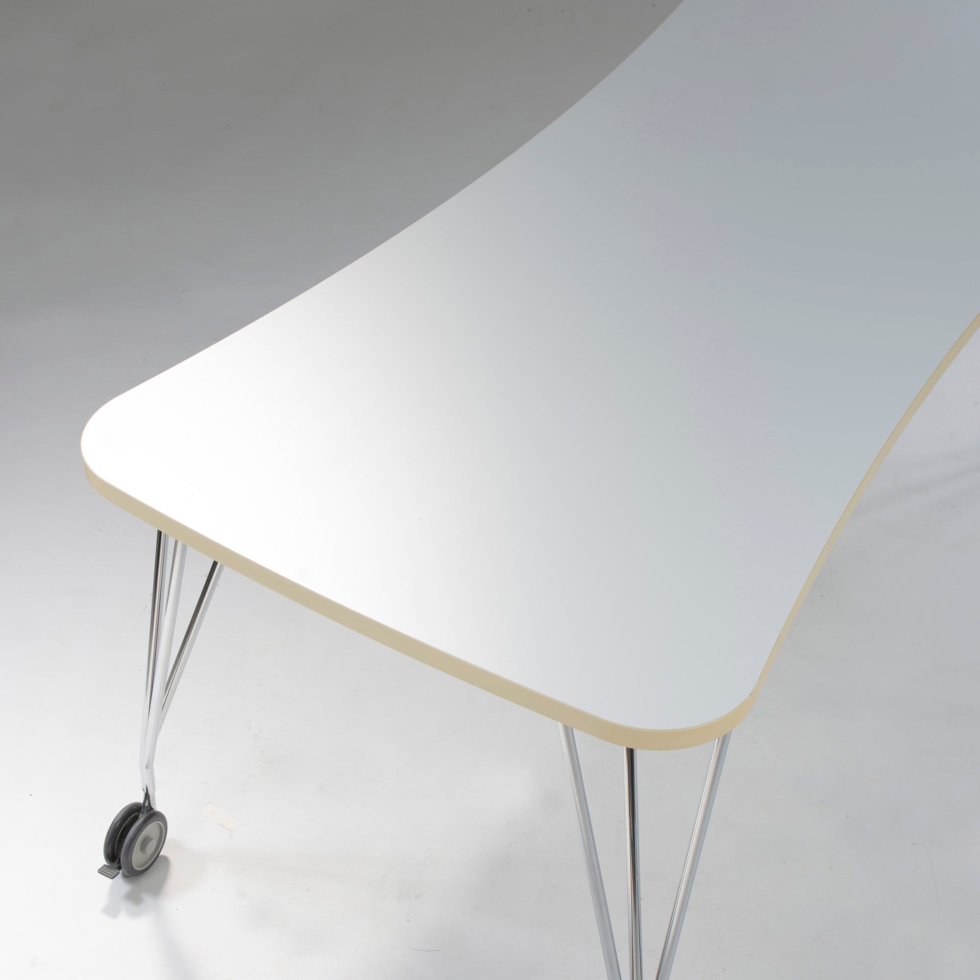 オフィステーブル カルテル Kartell MAX マックス 幅190 キャスター付 デザインテーブル オフィスデスク ダイニングテーブル ミーティング