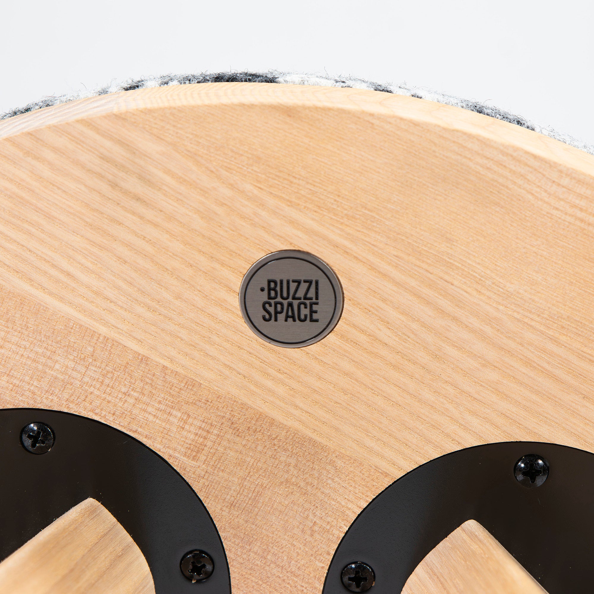 スツール BUZZISPACE バジィスペース BUZZIMILK ラウンドスツール グレー チェック柄ファブリック アッシュ無垢材 北欧 ナチュラル モダン