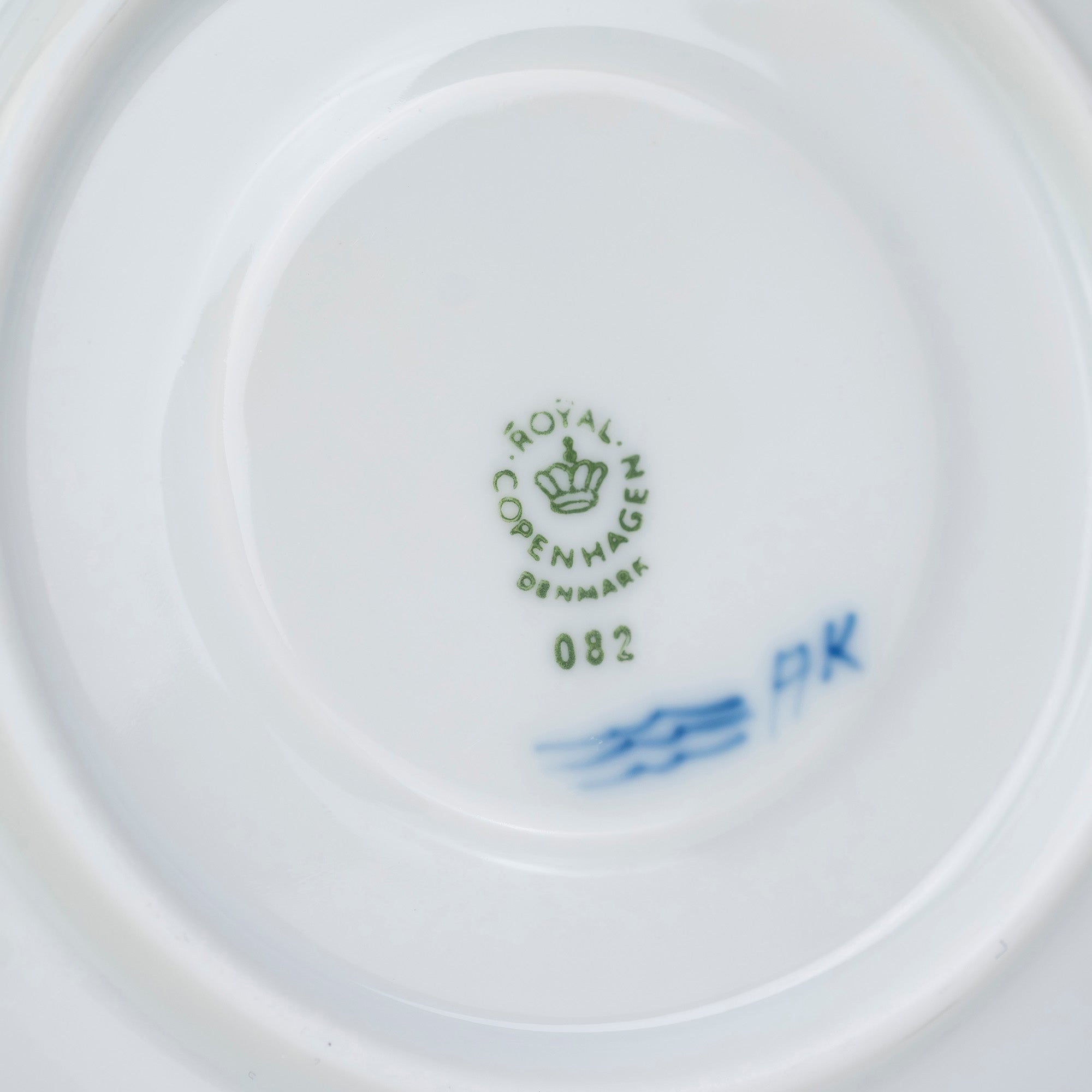 Royal Copenhagen Blue Fluted Full Lace Teacup & Saucer 1992-1999 (1)