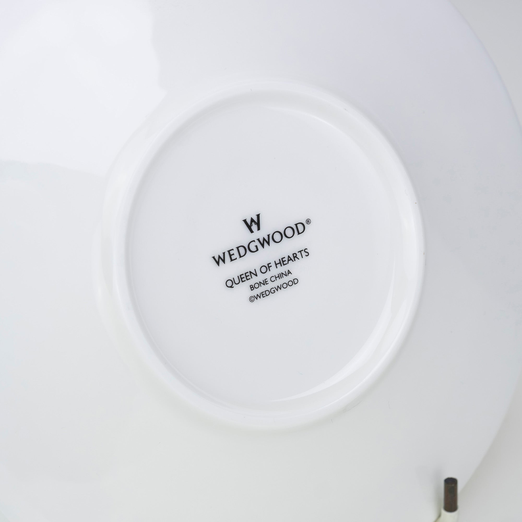 Wedgwood Harlequin Collection Queen of Hearts Teacup and Saucer (Discontinued)
