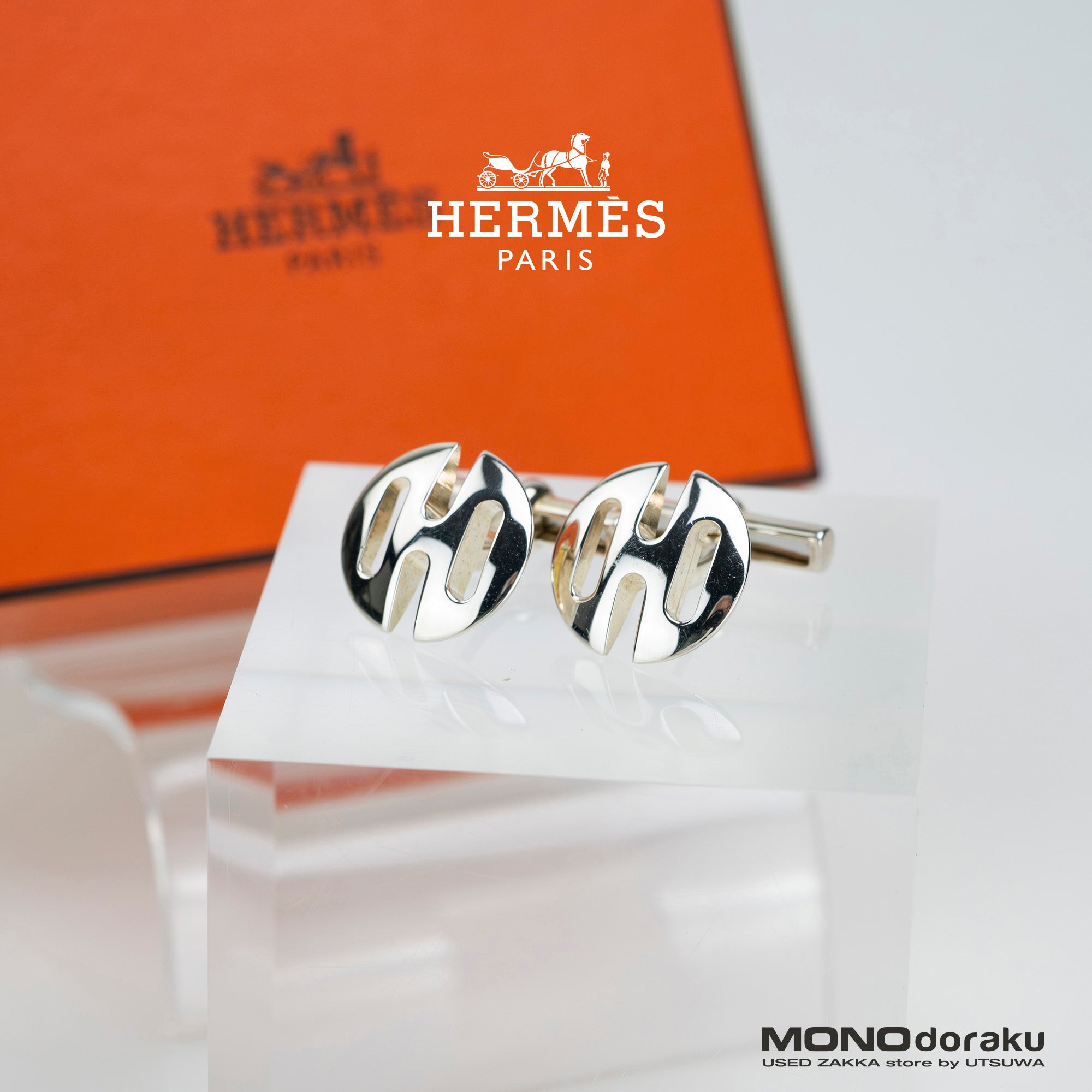 【極美品】HERMES エルメス カフリンクス Hロゴ シルバー 楽天市場】HERMES エルメス パラレル Hモチーフ カフス