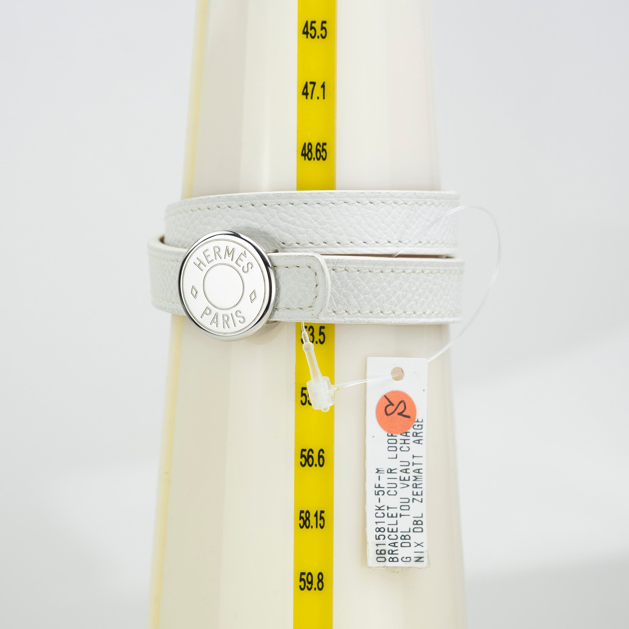 Hermès Serie Double Tour Looping Leather Bracelet in White and Silver, N Stamped, Excellent Condition, Boxed and with Tags