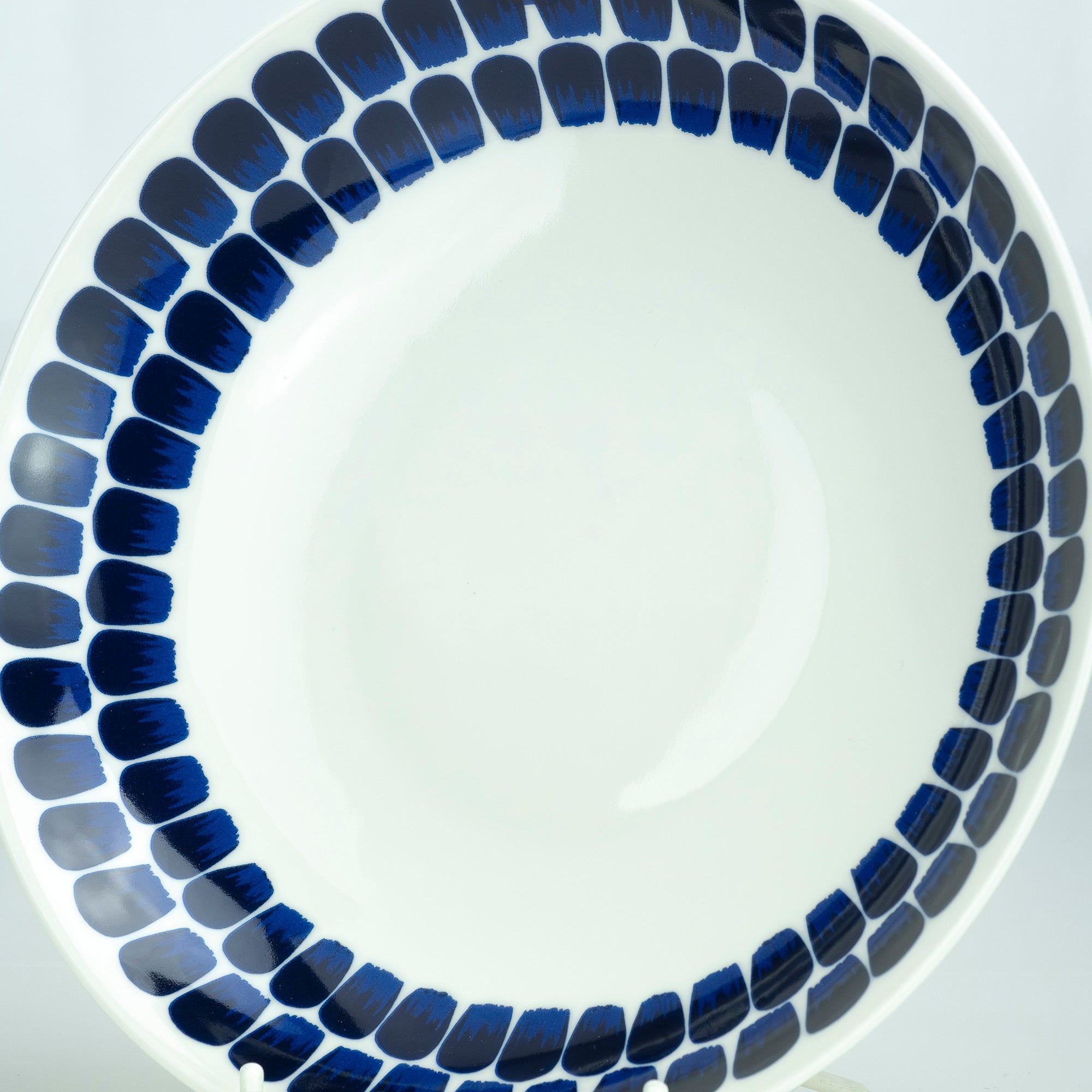 Arabia Tuokio 24h Deep Plate, 24cm, Scandinavian Style, Excellent Condition, Seal Included (3)