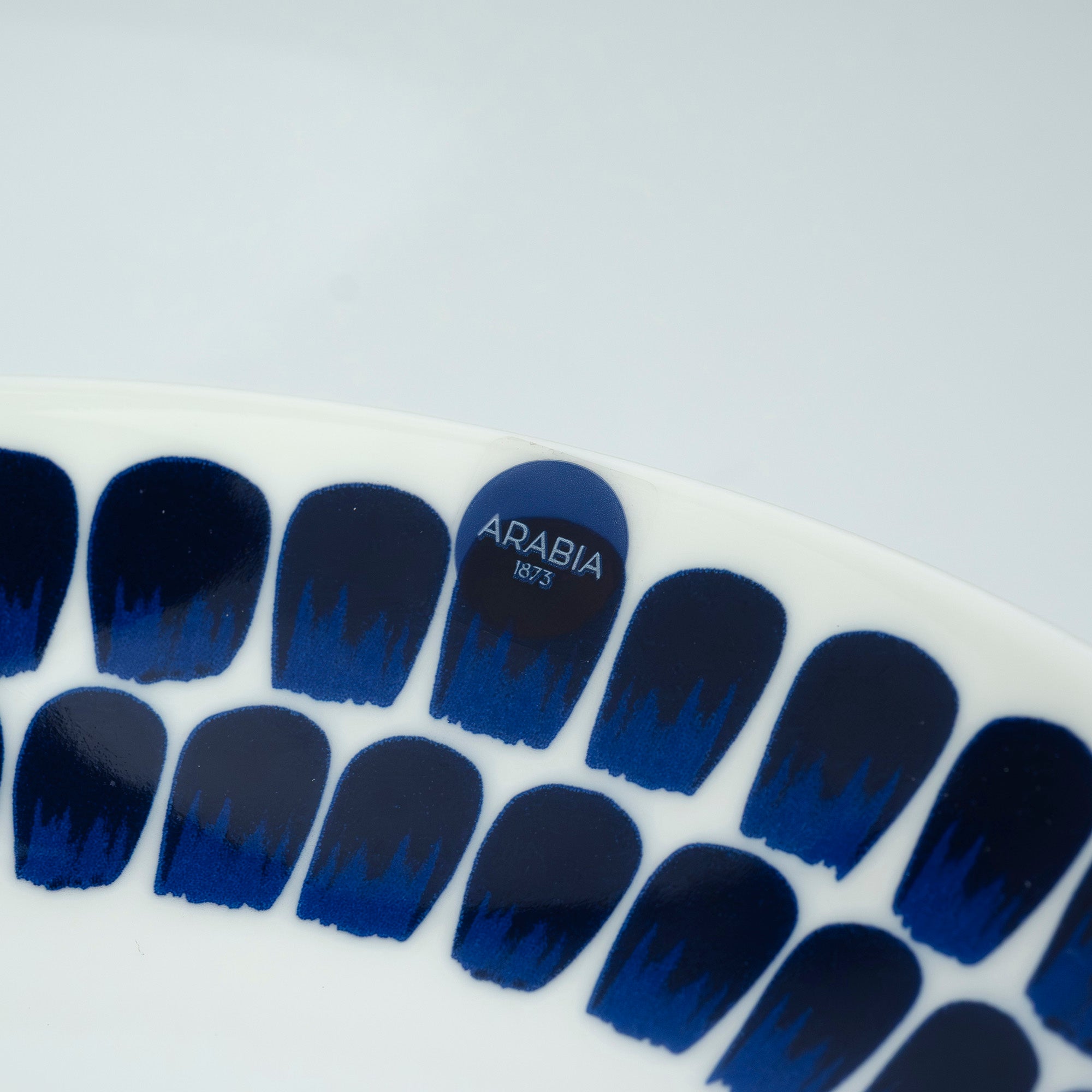 Arabia Tuokio 24h Deep Plate, 24cm, Scandinavian Style, Excellent Condition, Sticker Included (4)