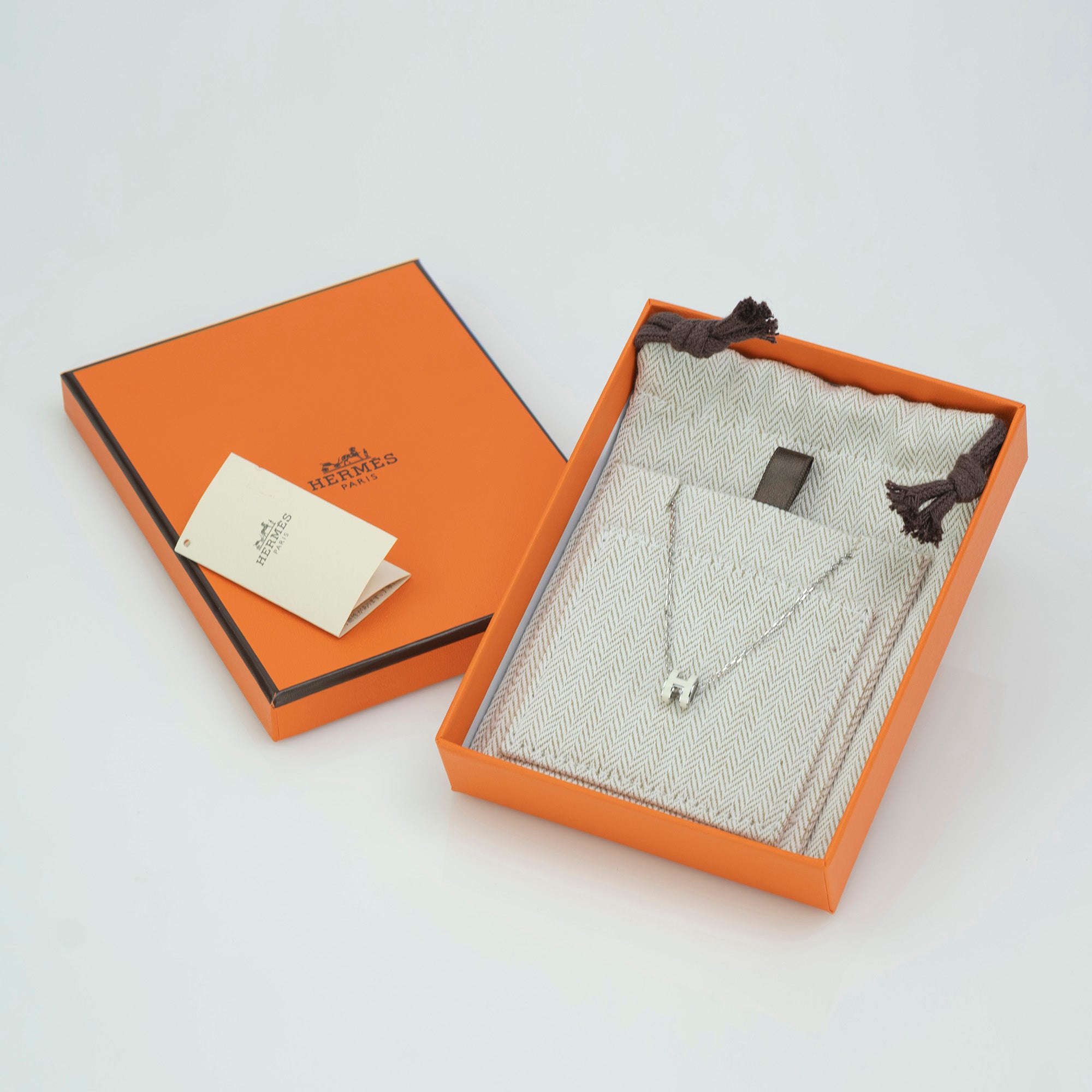 Hermès Pop Ash Mini Necklace in White and Silver Metal with H Logo, Box and Dust Bag Included