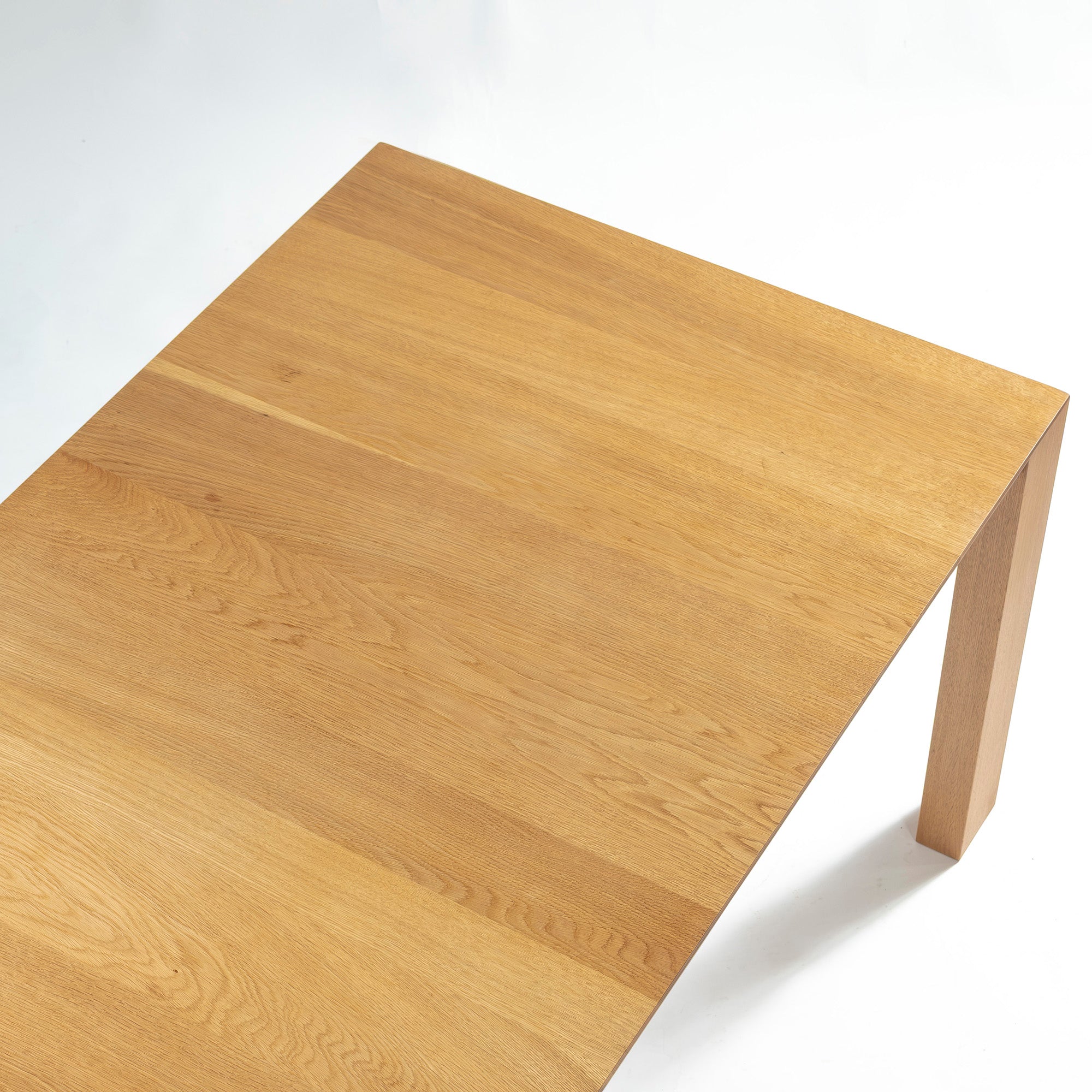 CONDE HOUSE solid oak dining table, w180cm, made in Japan, featuring a simple, Nordic and Japanese modern design.